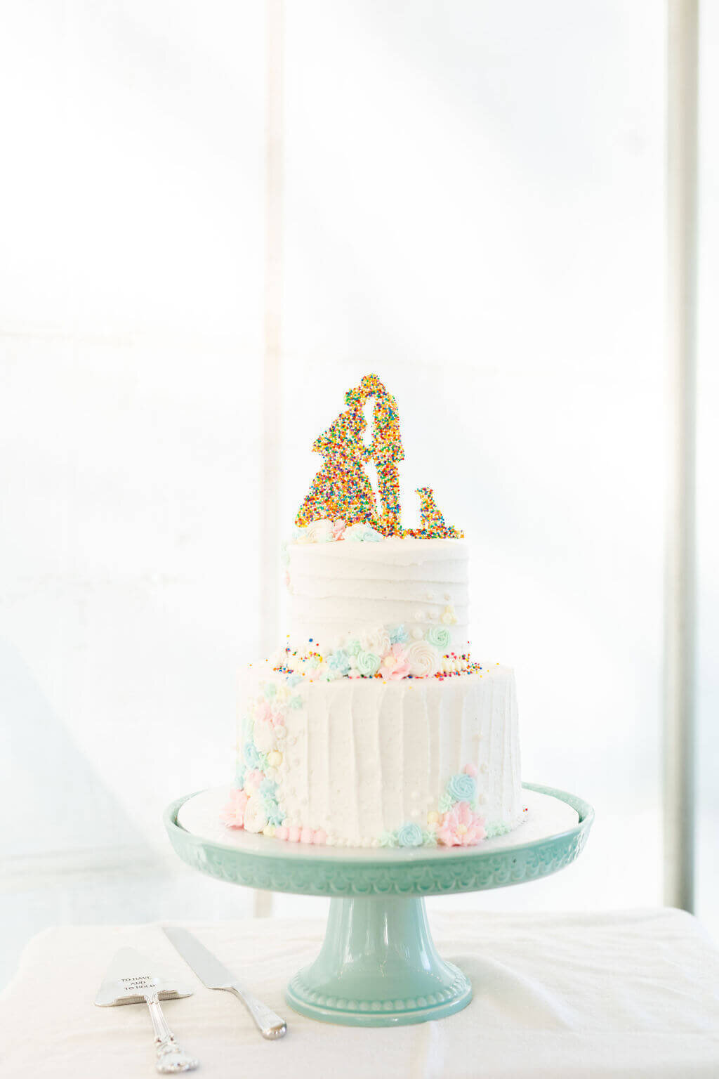 Cara-Elliott-Wedding-Cake