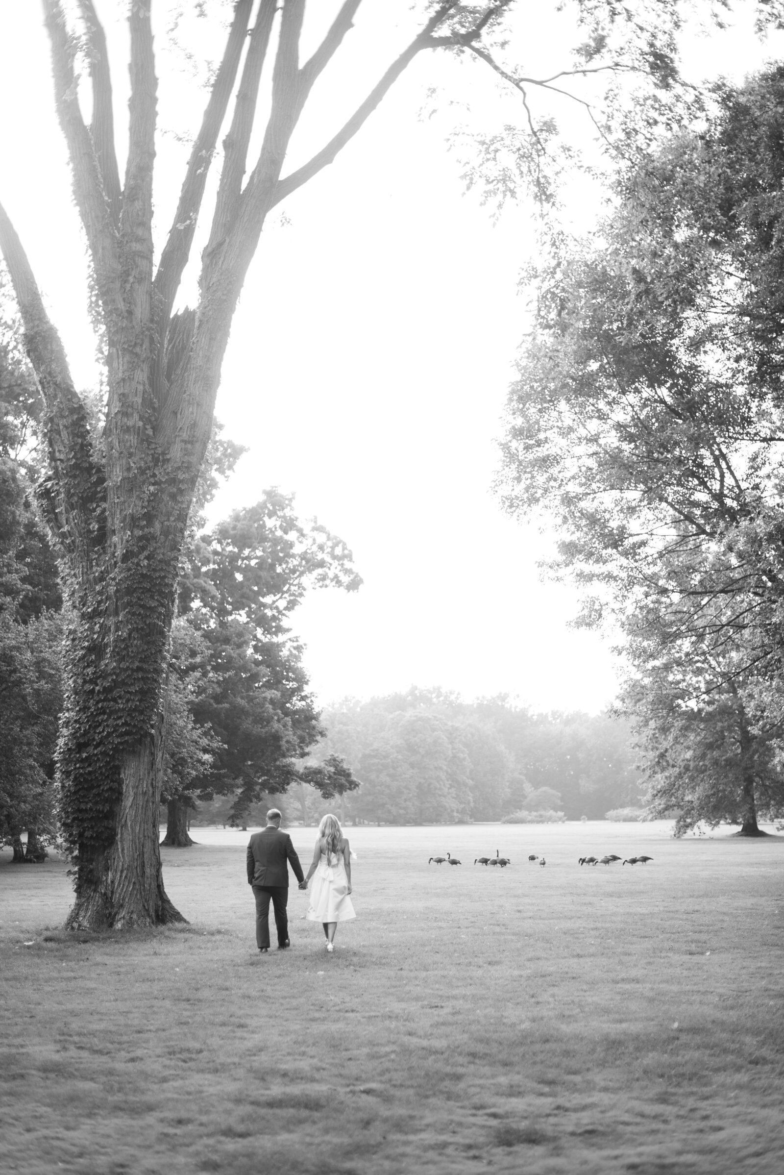 sarah-elizabeth-studio-ohio-wedding-photographer-tyler-katherine-ford-house-michigan-engagement-session-12