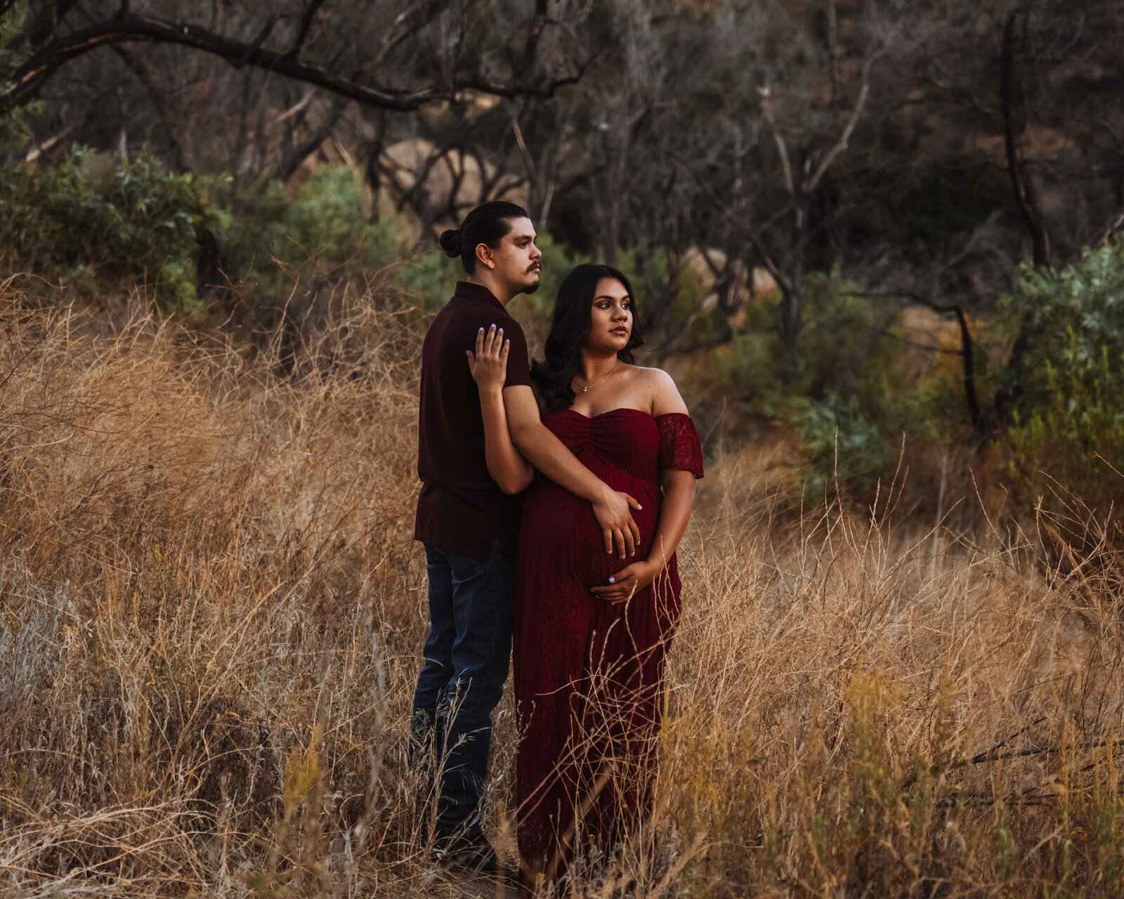 rustic-couples-maternity-portrait-malibu-creek-california-6