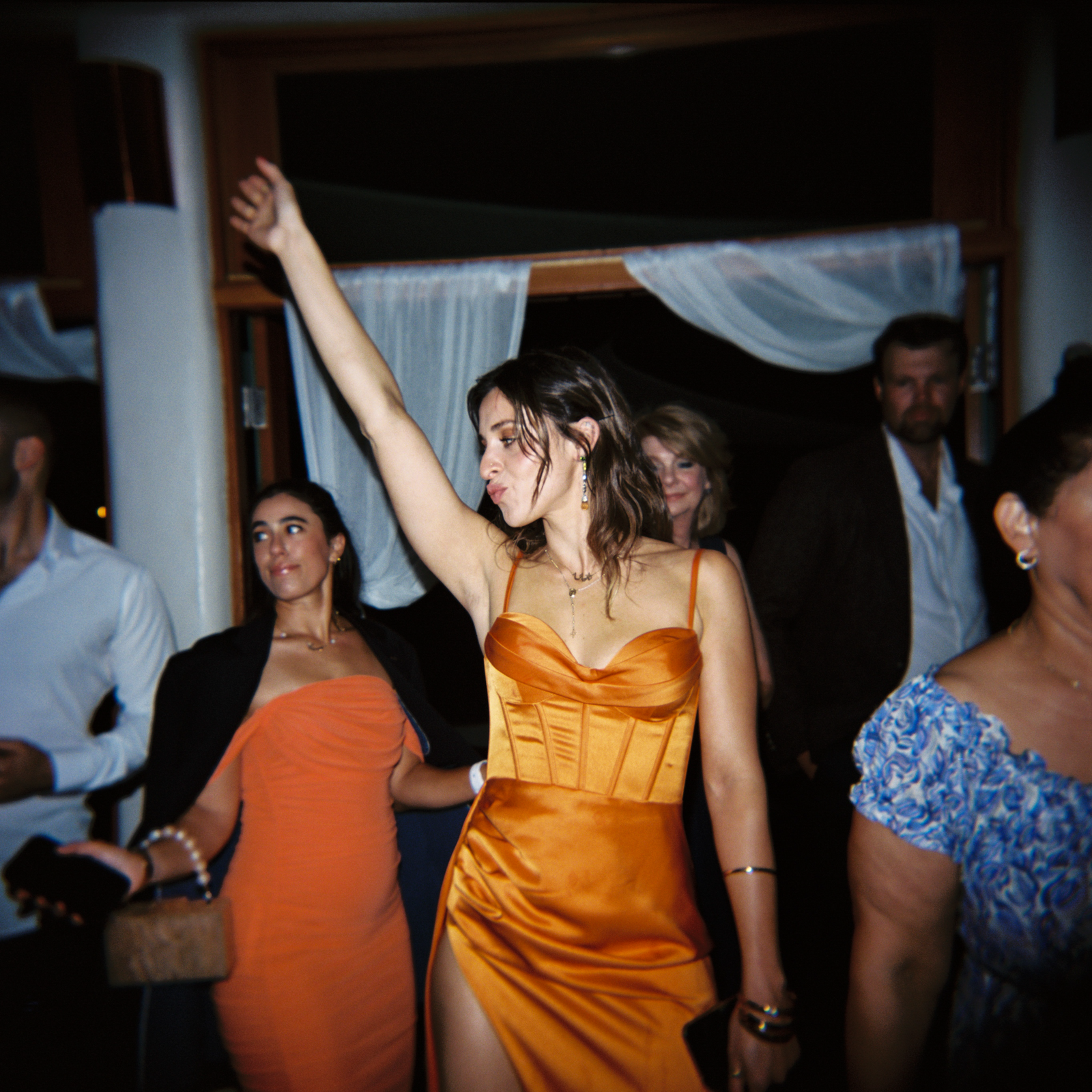 Katie Rivera Edit Monday Outsource Photo Editor Editing for Wedding Photographers -12830_01-0011