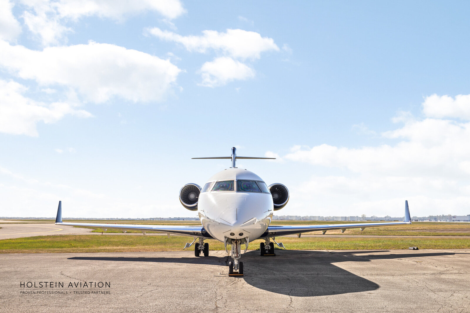 Challenger 604 N60JC Watermarked-31