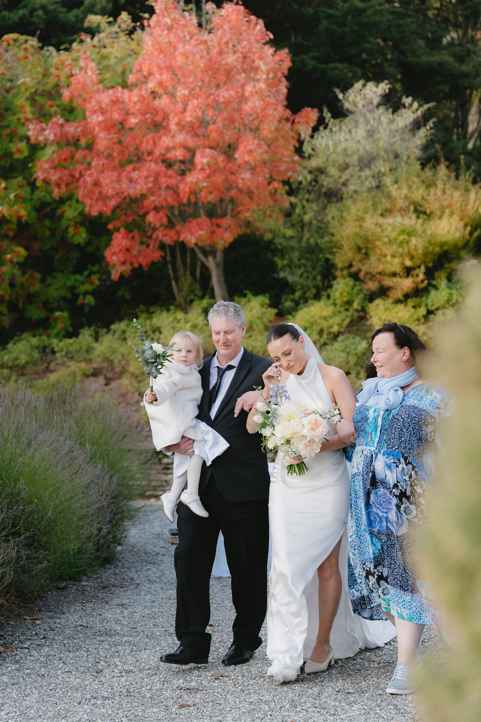 Melissa Clark Photography - Queenstown Wedding Photographer - Davina & Doug - Stoneridge & Reds Bar Wedding_-9