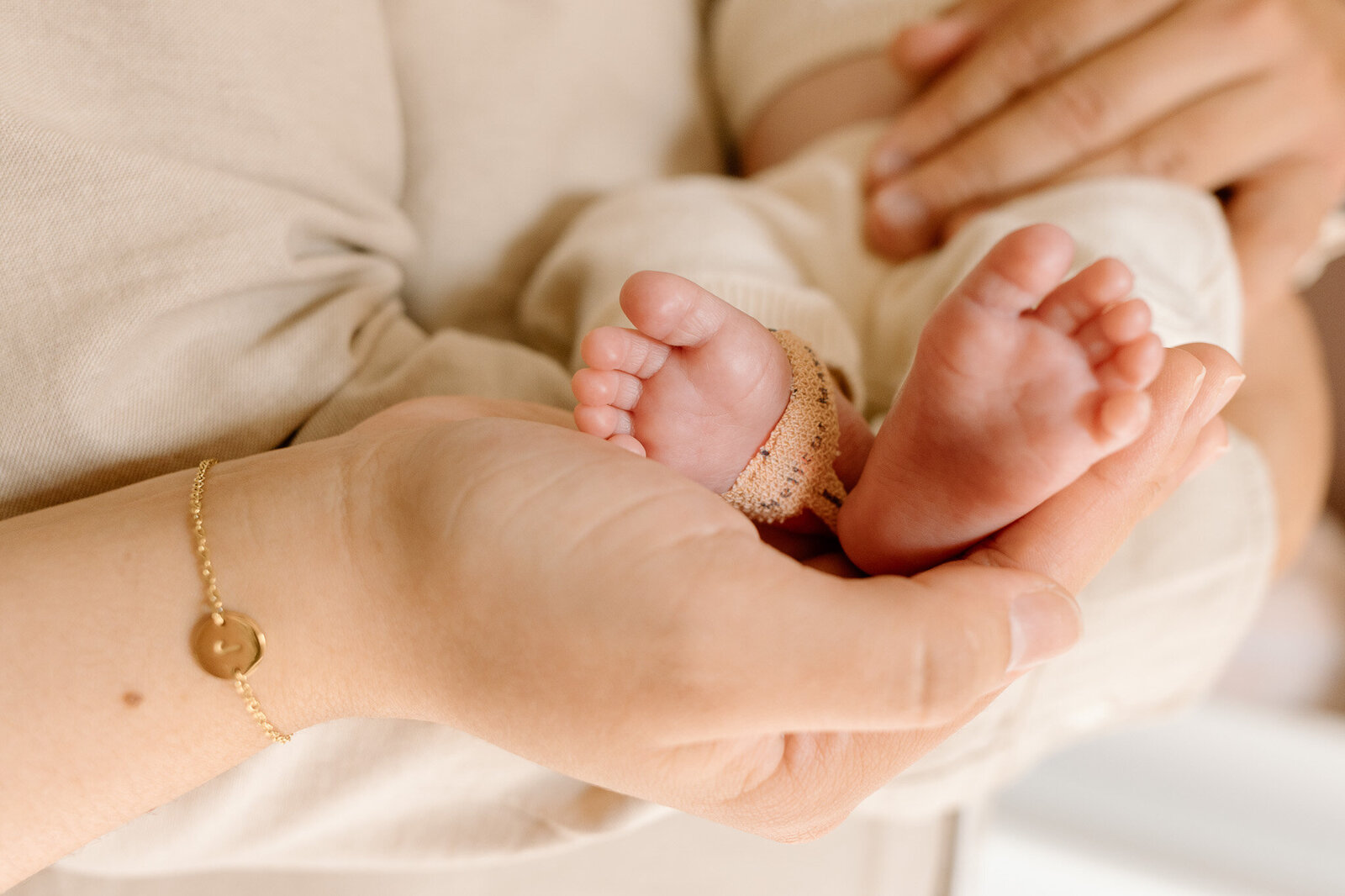 nicu-newborn-photos-charlotte-nc-fort-mill-sc (1)