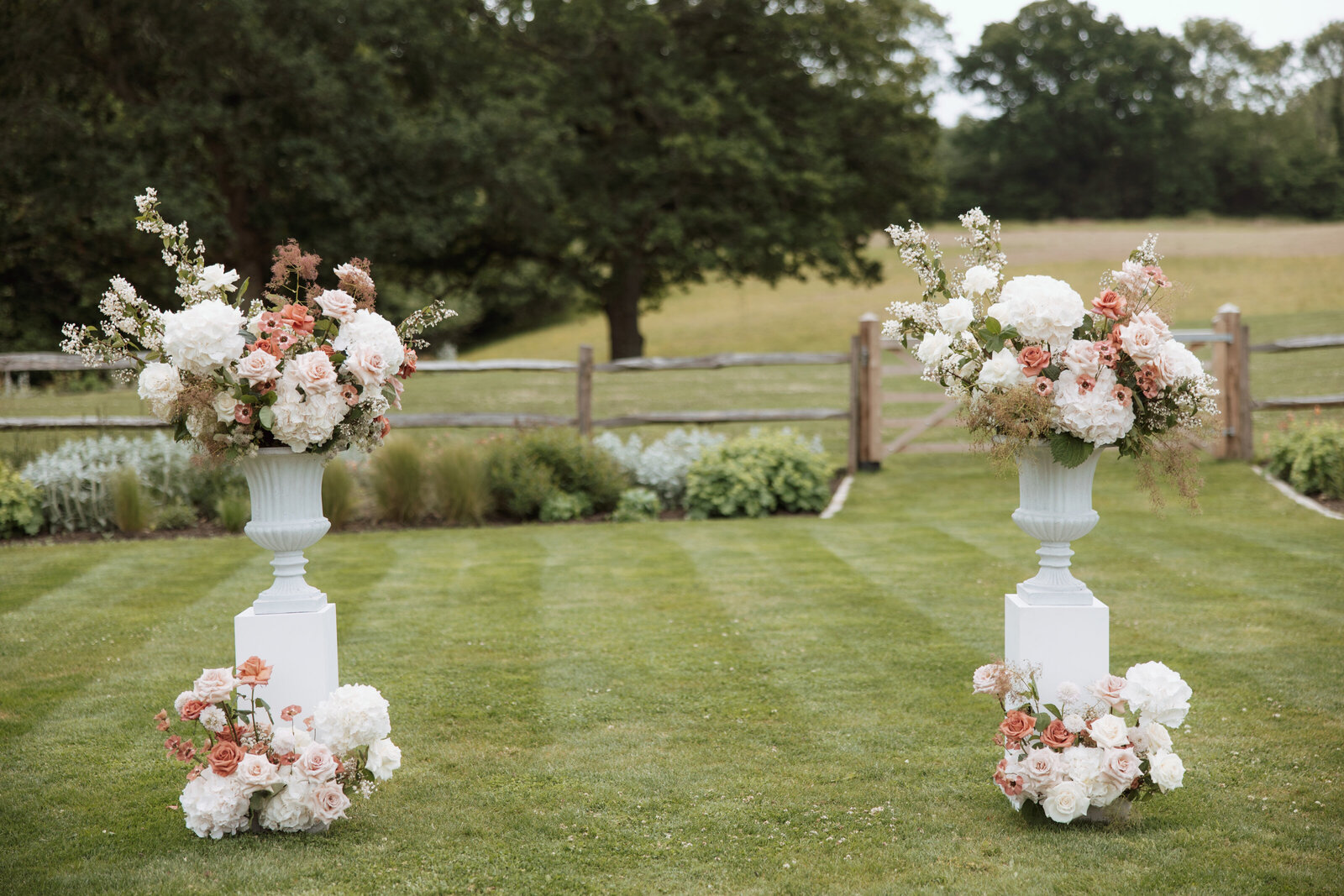 Limekiln wedding flowers (1)