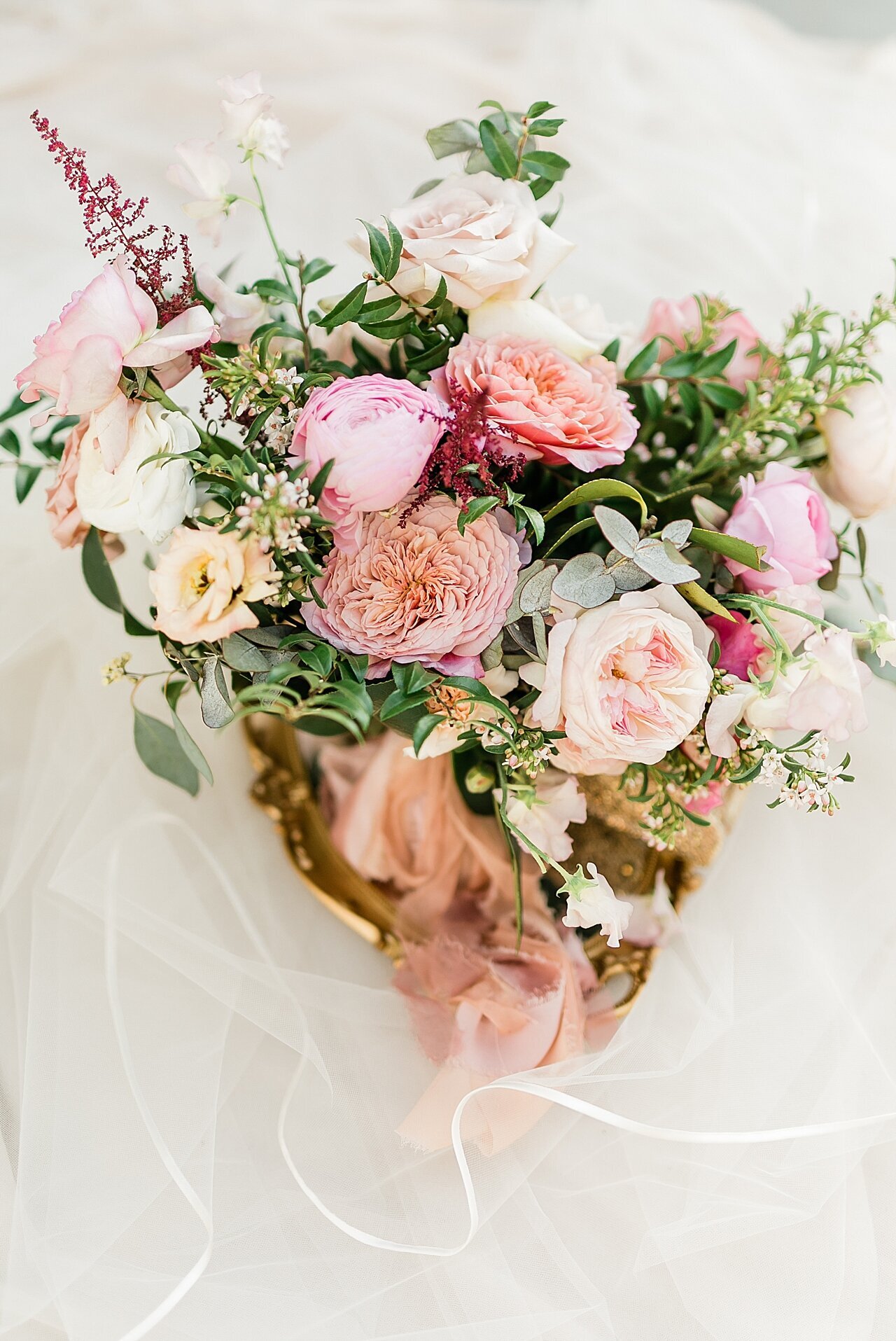 Emerald grace floral design wedding at the Gardens Tulare vibrant blush and burgundy romantic fresh flowers fusia spring weddings_2480