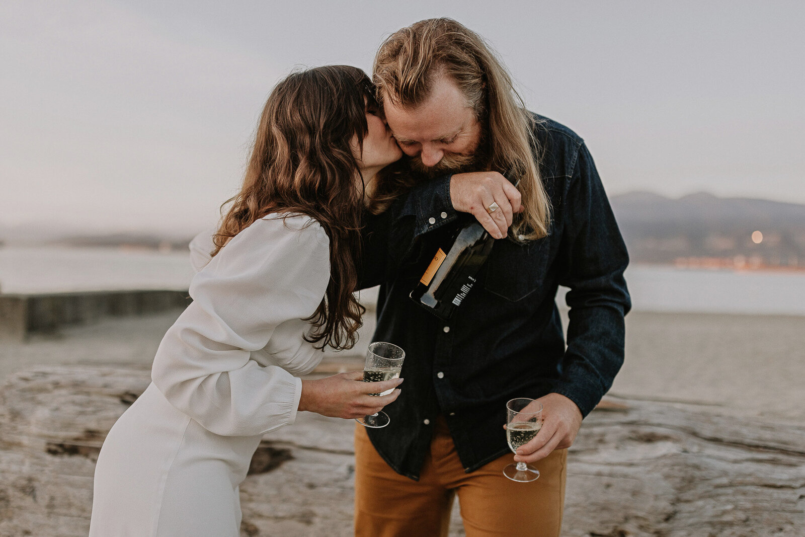 Jericho-Beach-Vancouver-Engagement-The-Godards-11