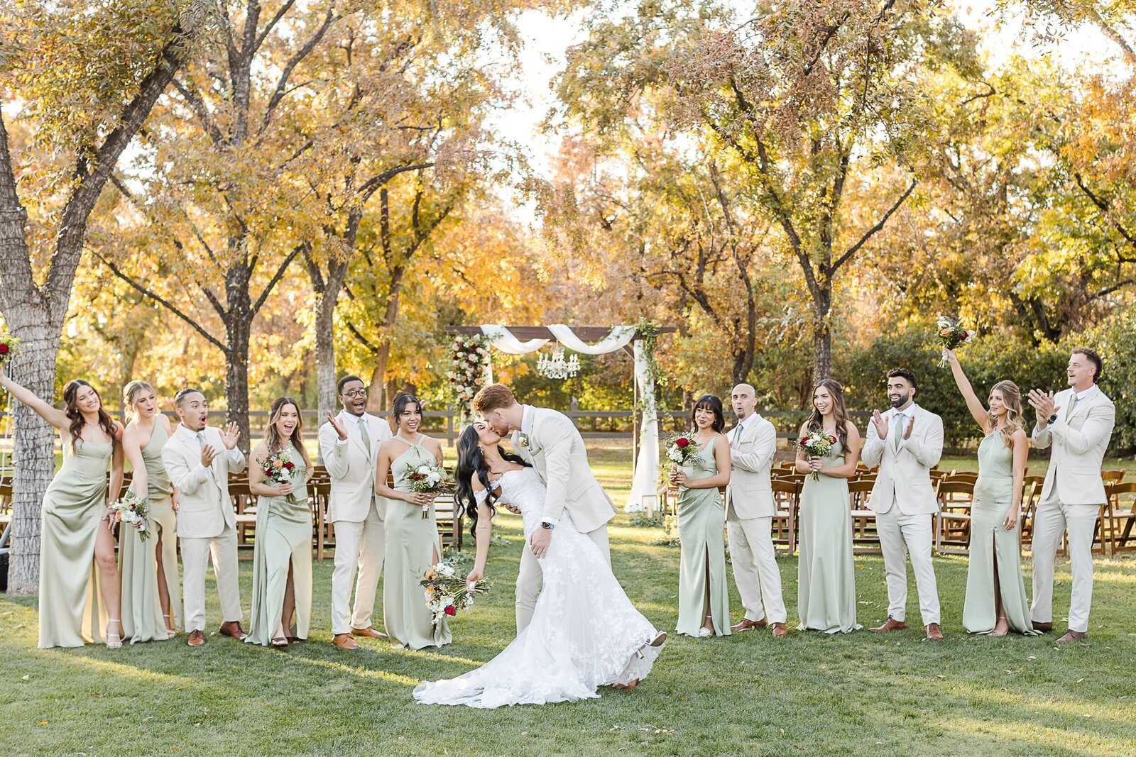 Phoenix-Wedding-Photographer-and-Videographer-Venue-at-the-Grove-ClaWed-1311