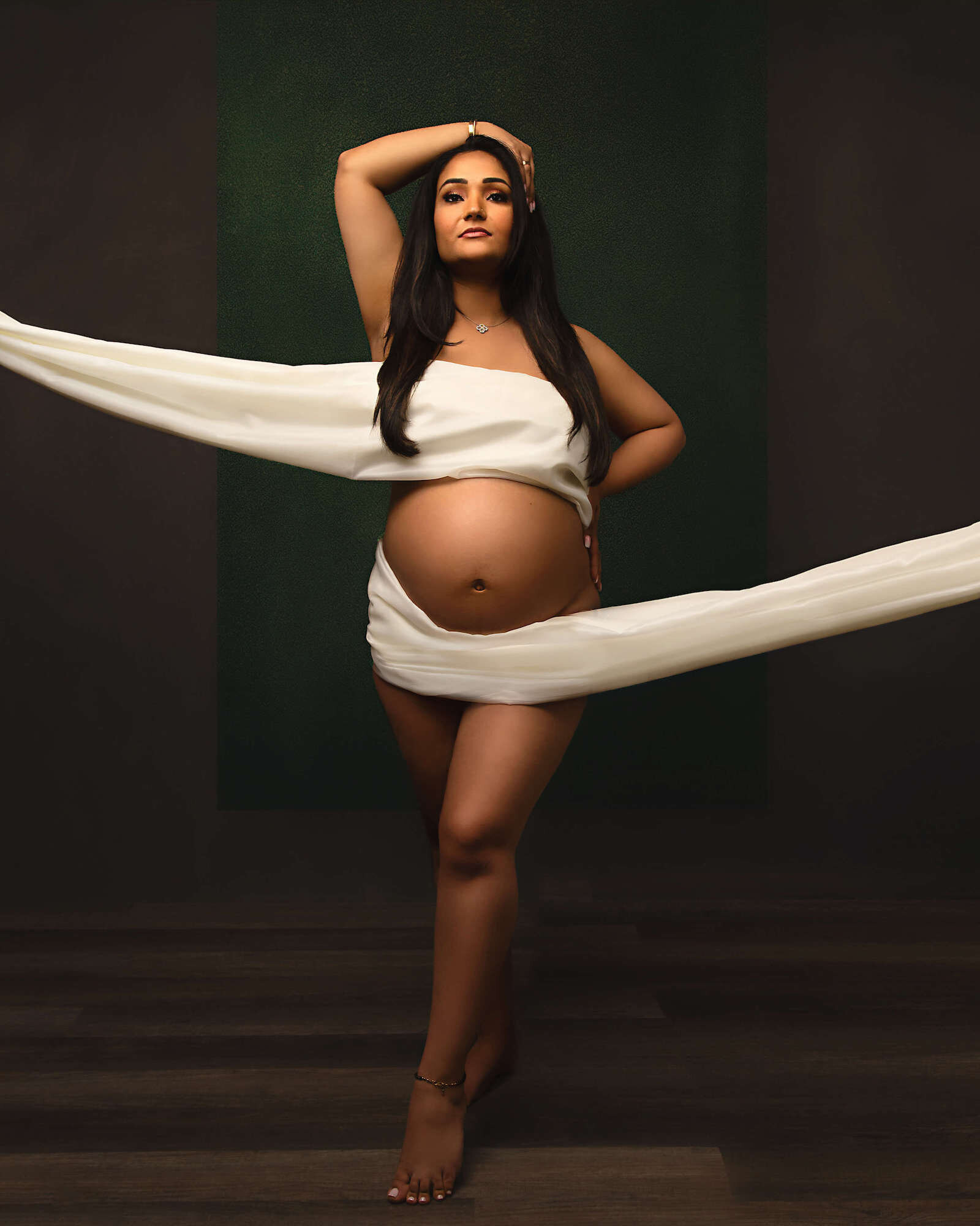 studio maternity photographer DFW