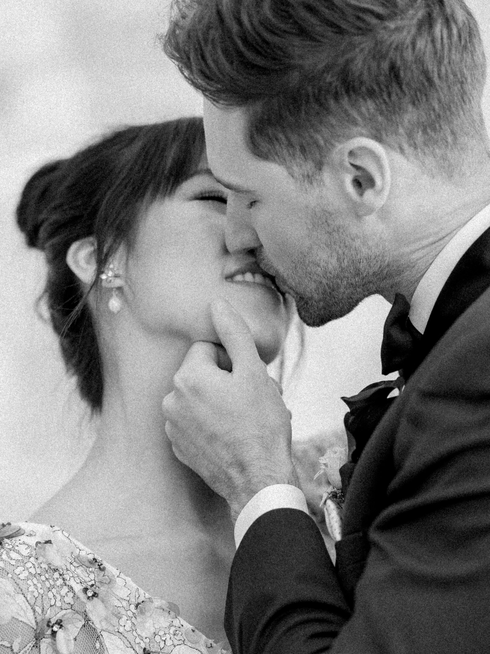 3-20-sunstone-winery-california-wedding-photographer-darian-reilly-photography-58