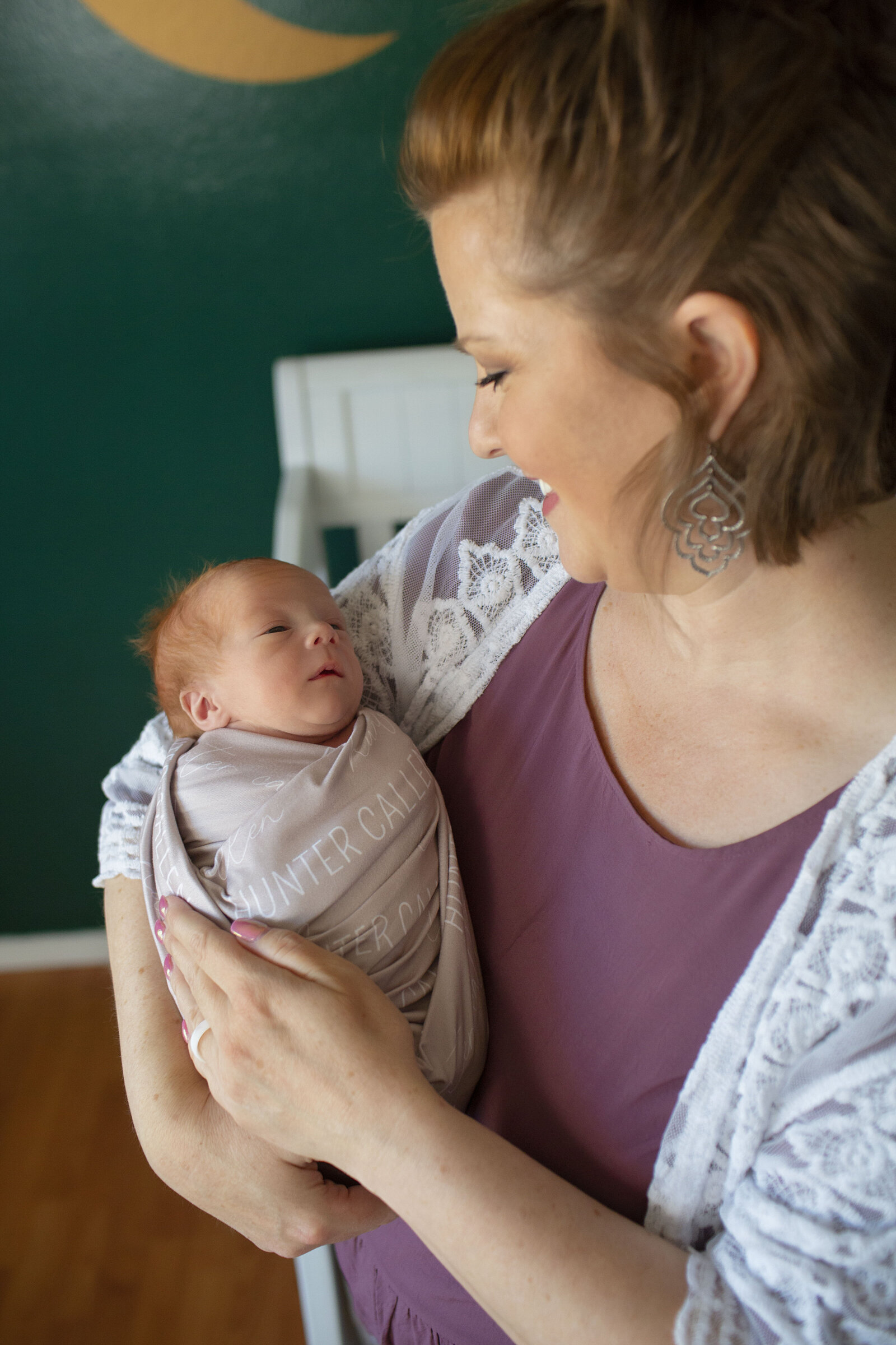 newborn-session-with-mom-and-baby