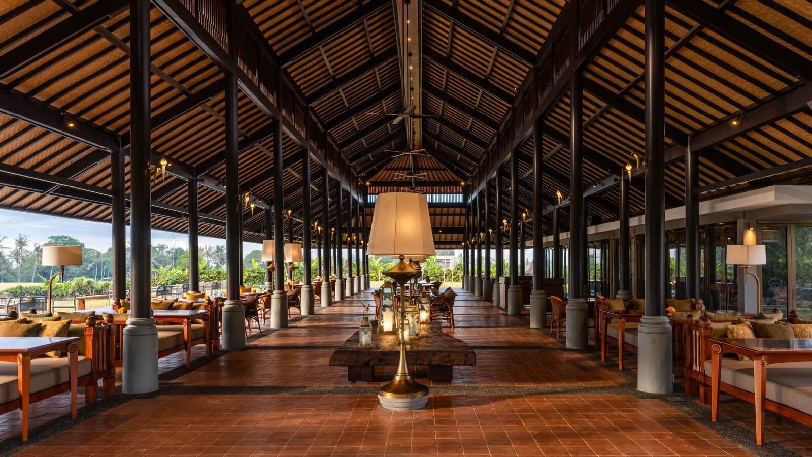 Set up of the restaurant