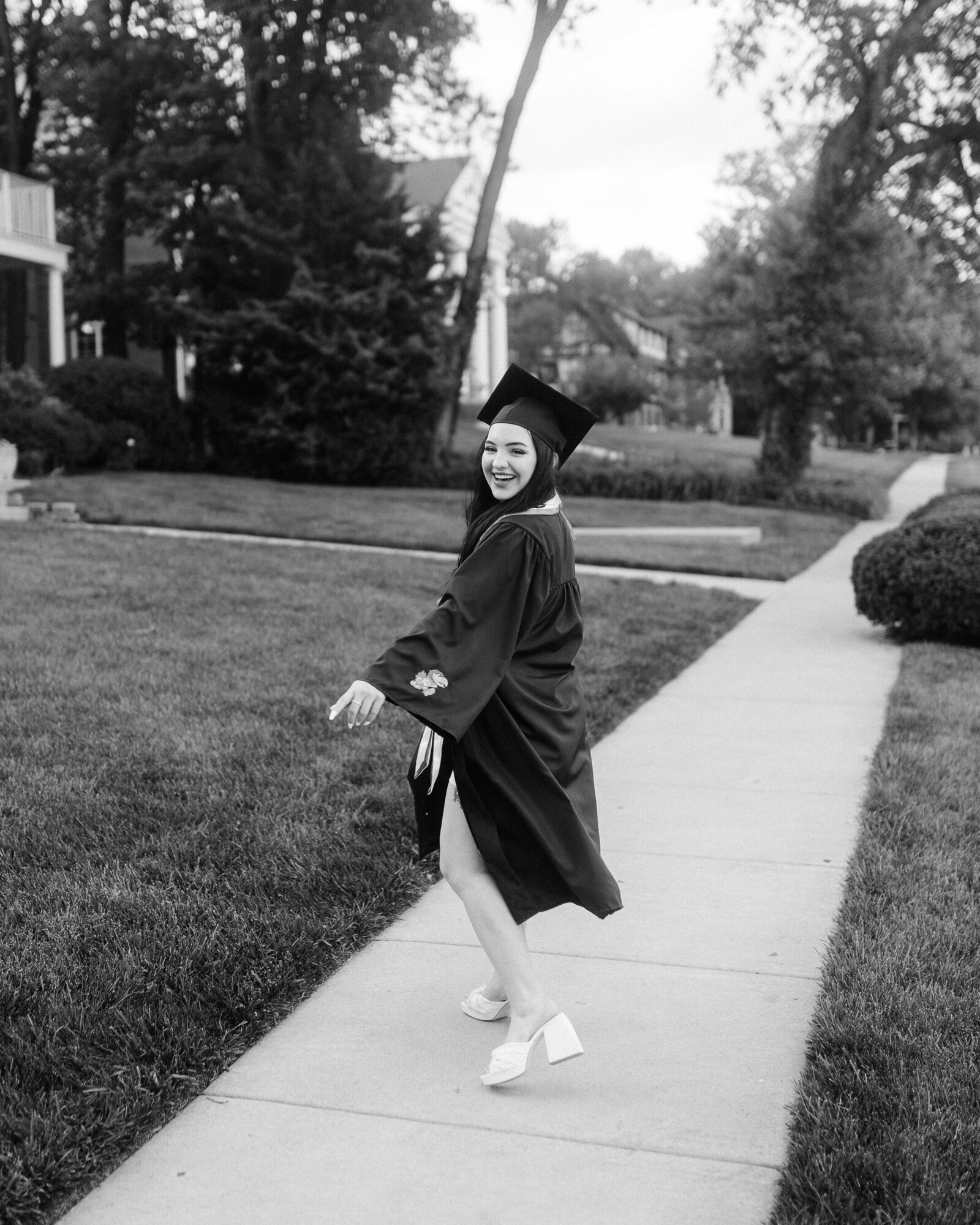 Hannah KU Jayhawks Kansas College Graduation Pictures-13