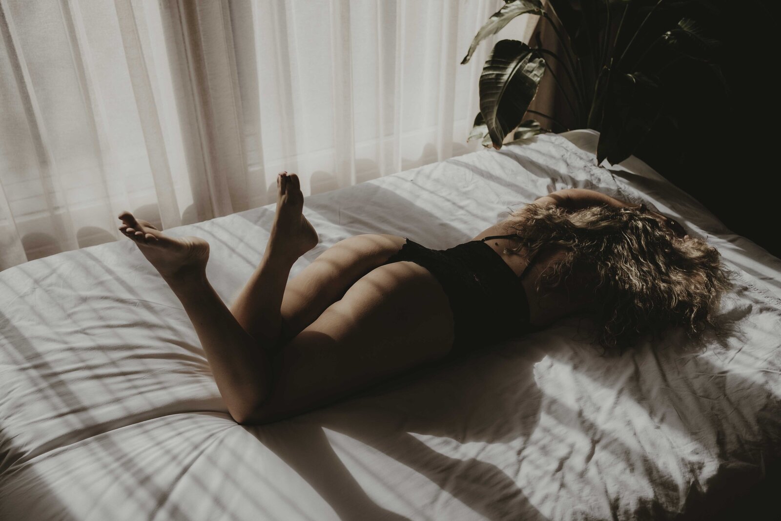 Foto's van Kel 2025 - Boudoirshoot daglichtstudio-5
