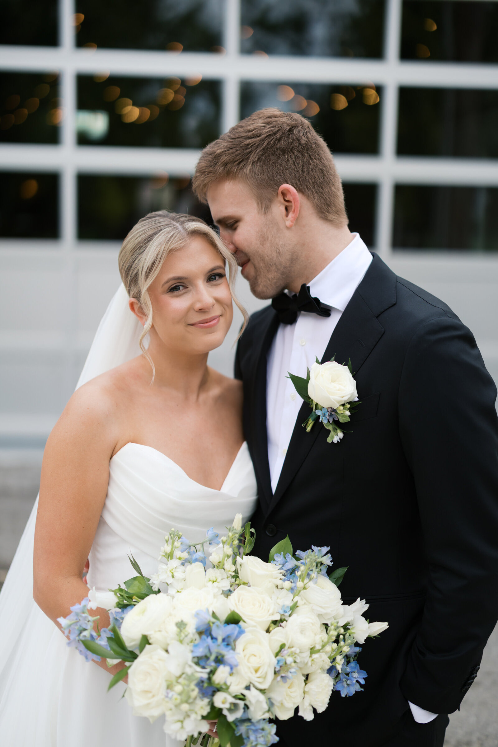 Wild Carrot St. Louis Wedding Photographer Lainie Arnold Photography-56