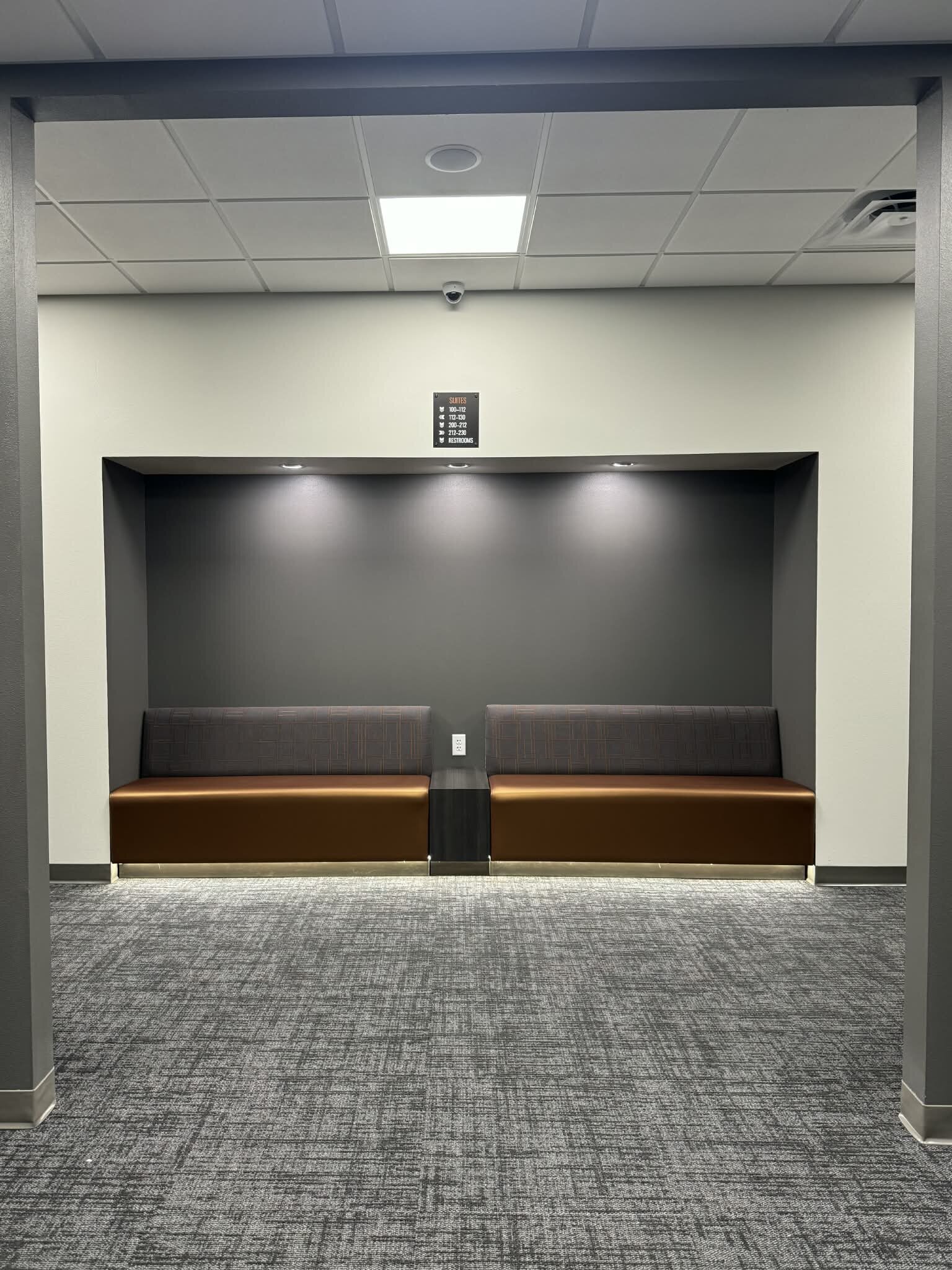 5201 benches lit under