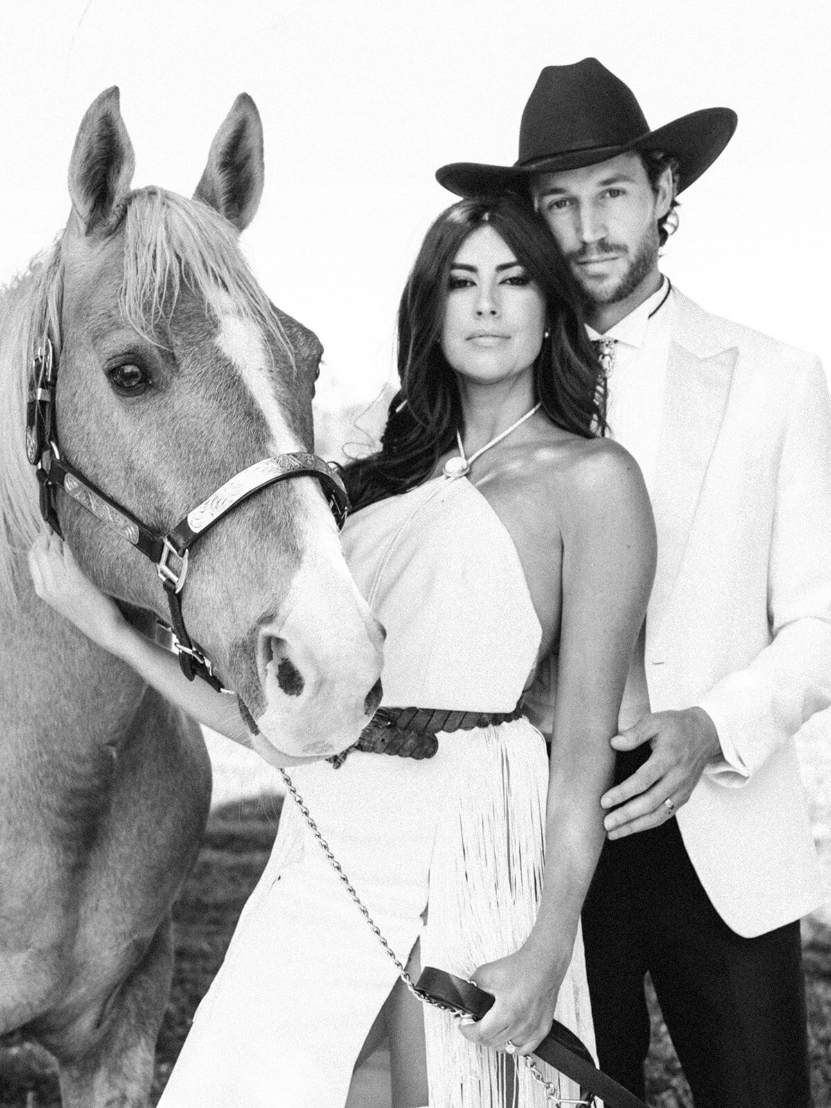 L+R-2024-0501_House of Pearl-Still Meadow Farm -Wedding Equestrian Couple-Manda Weaver-Photo-16
