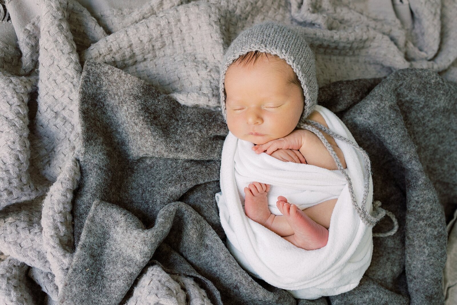 Glen Mills PA Newborn Photographer | In Home Newborn Session_0006
