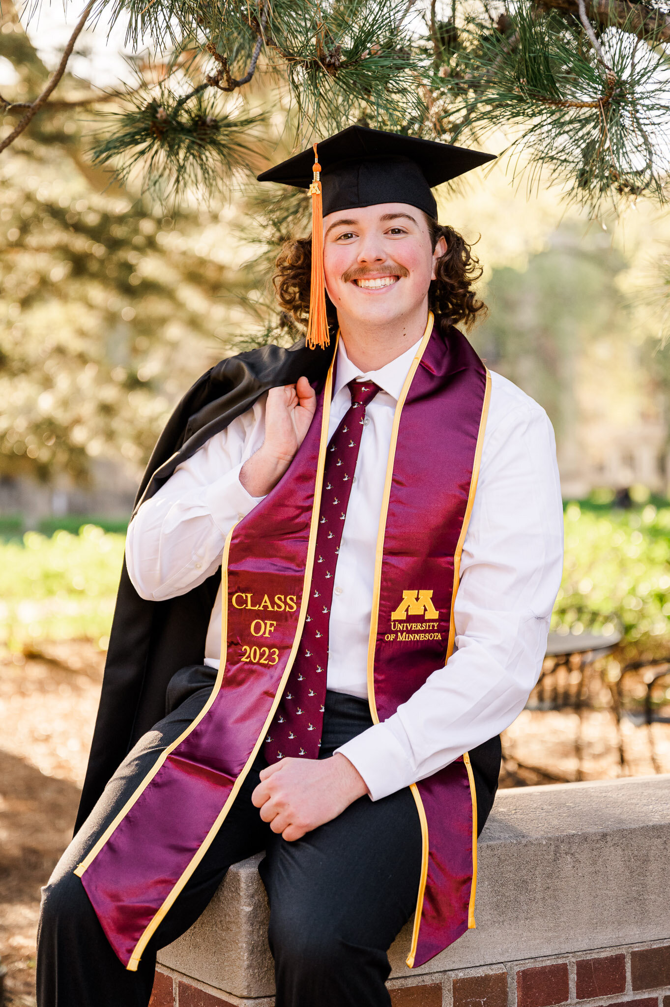 Erica Johanna Photography Graduate Portrait-8