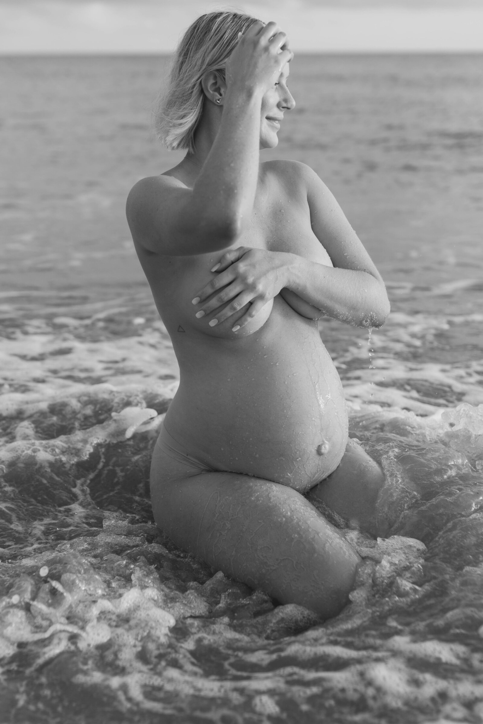 maternity session beach