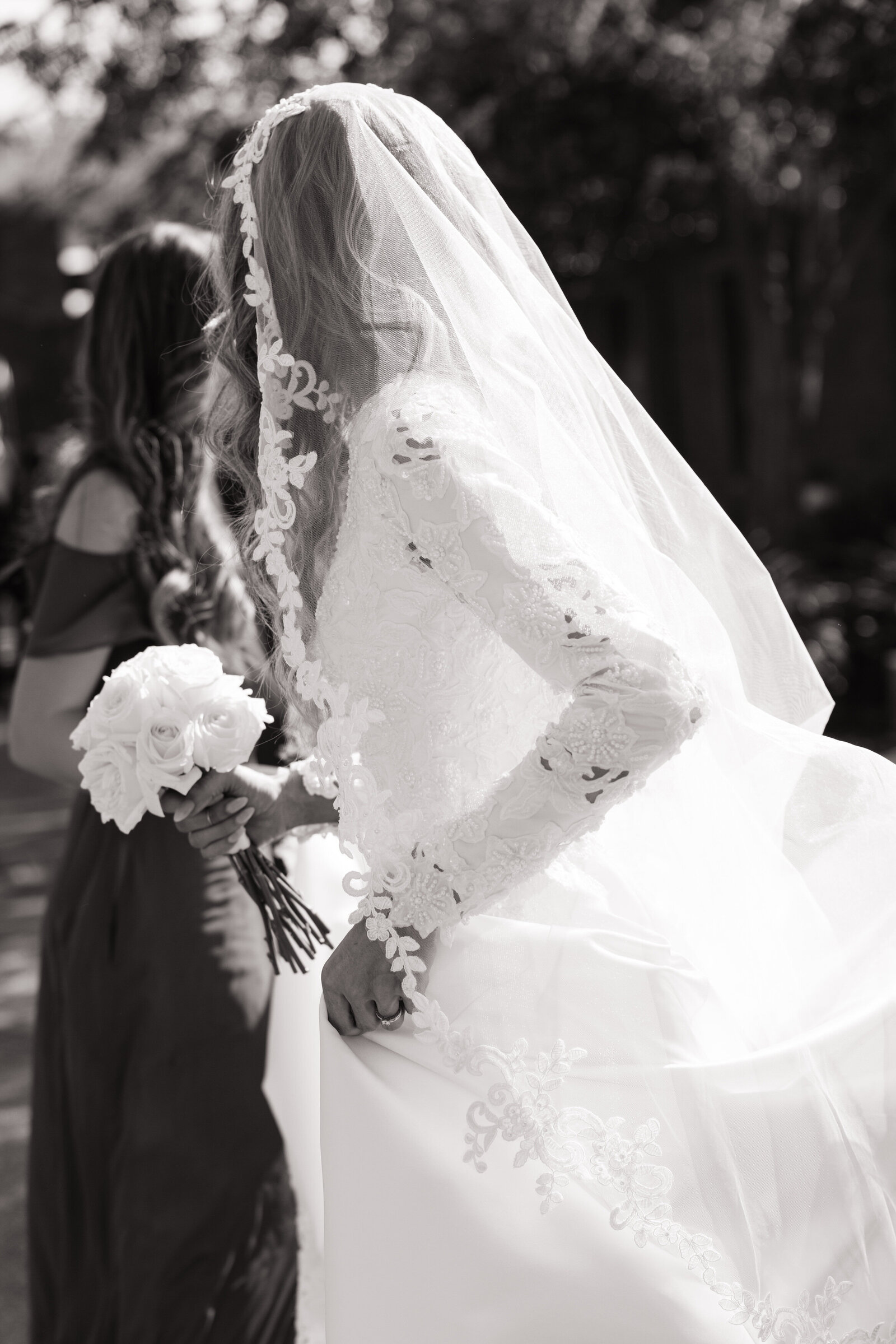 Bride’s getting ready for first look with bridesmaids ahead of McCall wedding ceremony