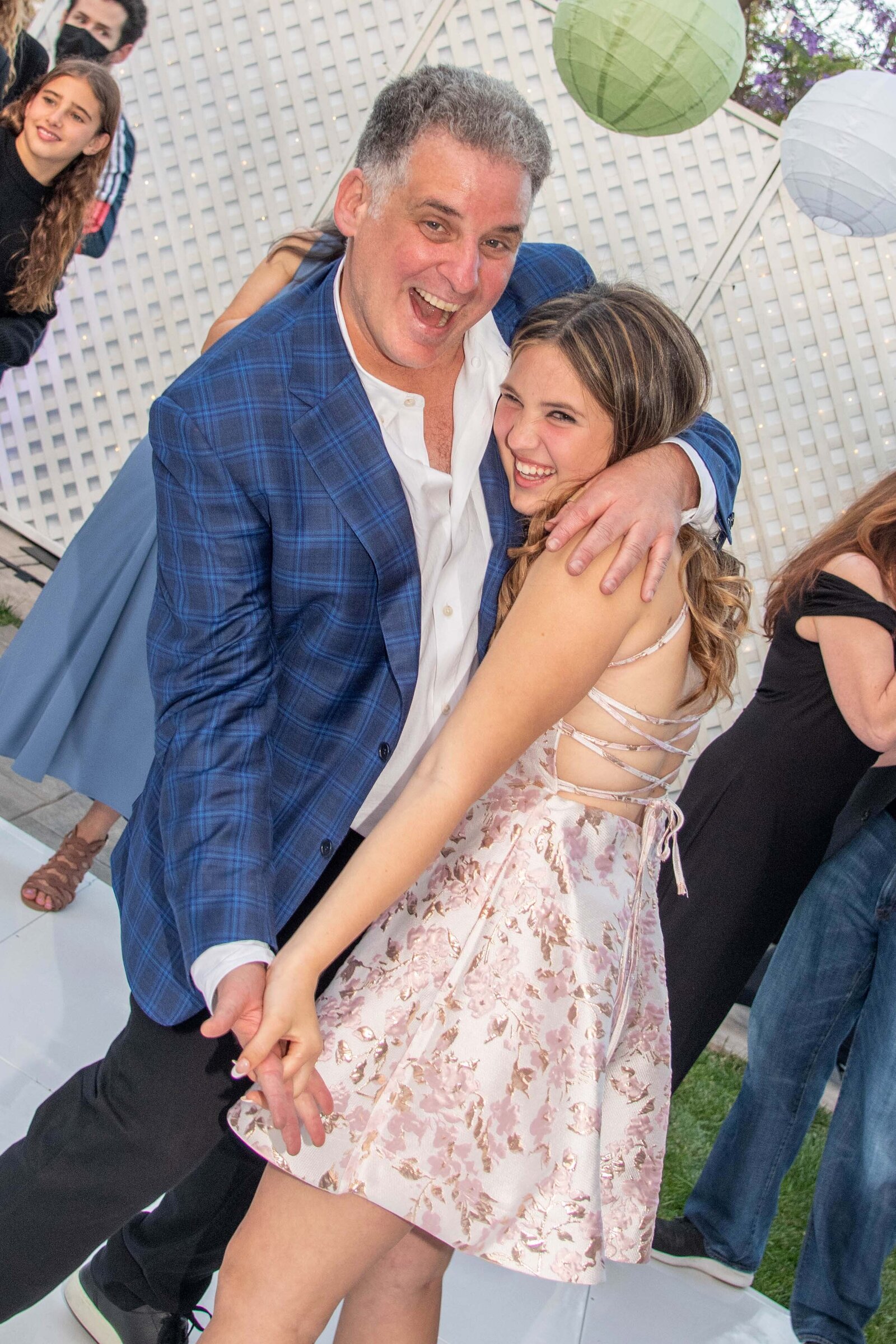 Maria-McCarthy-Photography-Bat-Mitzvah-father-daughter-dance