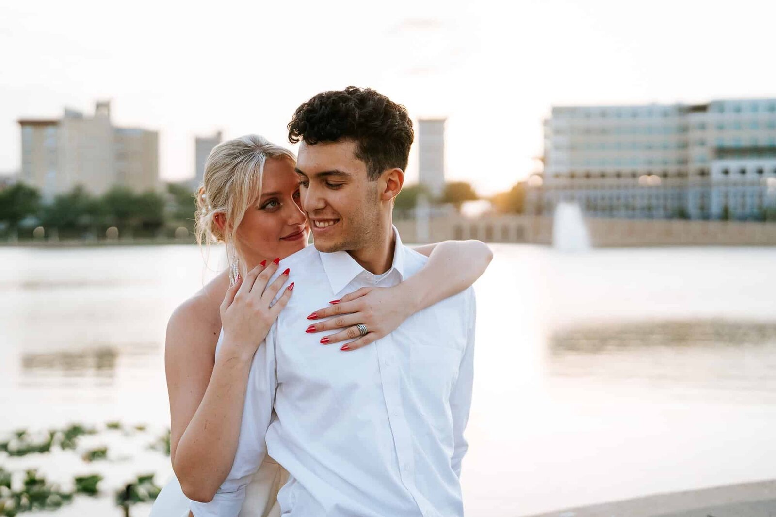 Golden hour couple portraits at Lake Mirror - Magnolia Building Wedding