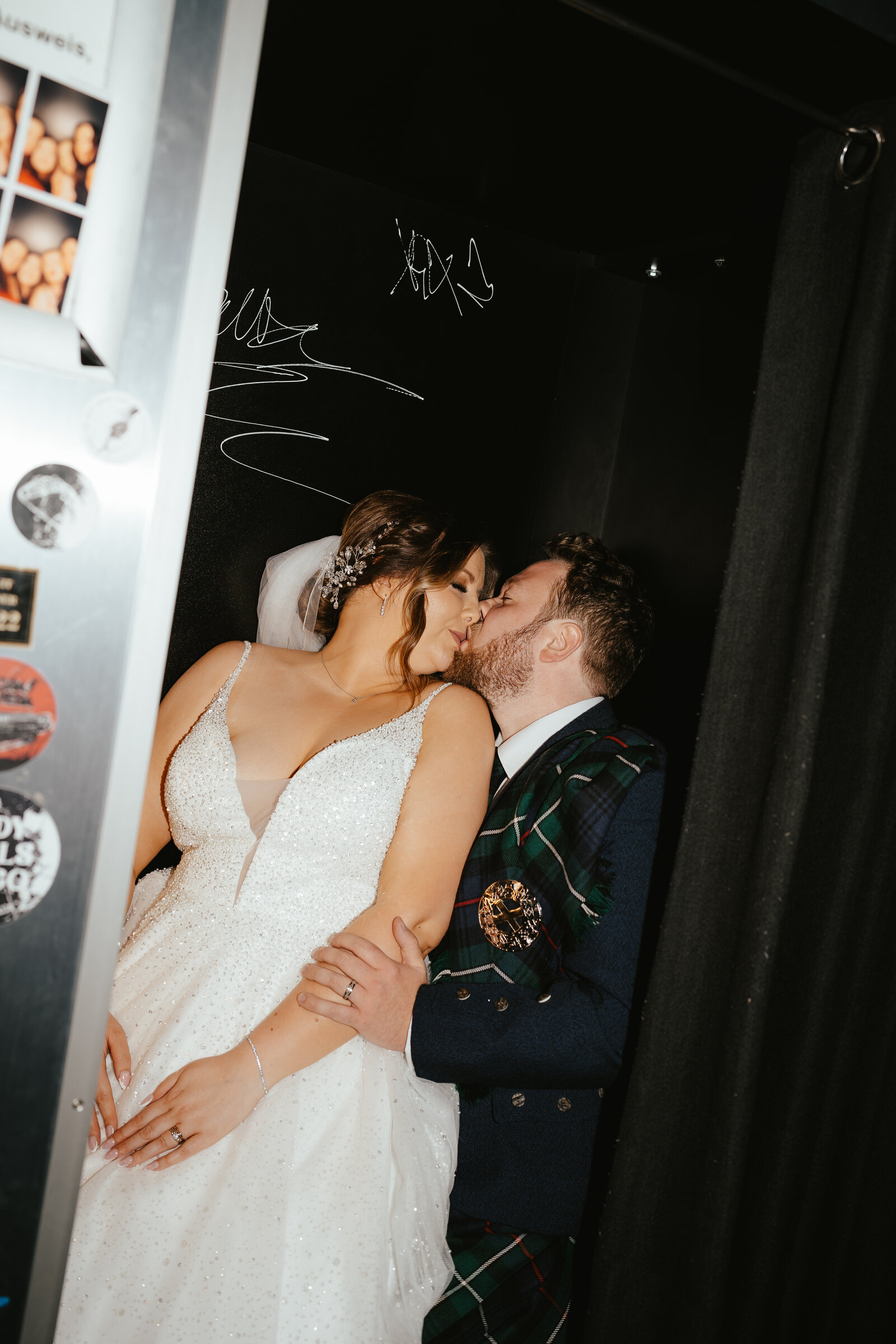 married (871 of 1107)