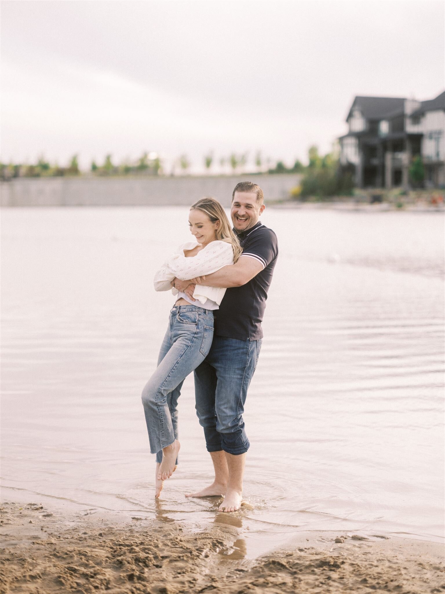 calgary-wedding-photographers-nicole-sarah-beach-engagement-23_websize