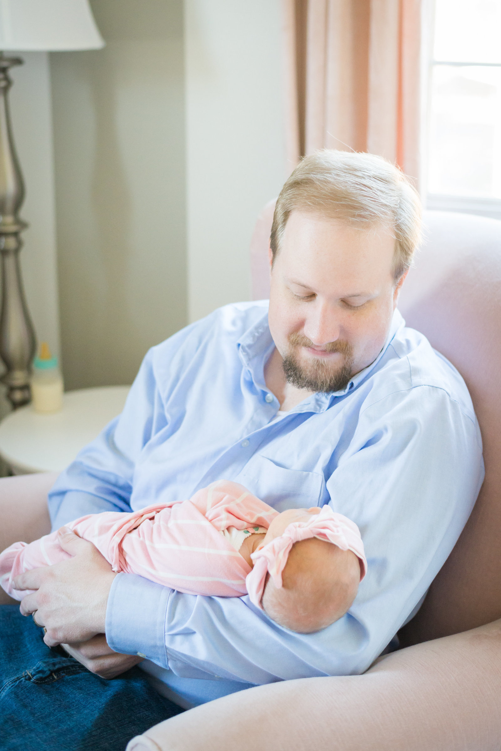 Frederick - Maryland - Newborn - Shoot - Maryland - Lifestyle - Newborn - Photographer - Mary - Sarah - Photography  (4 of 13)