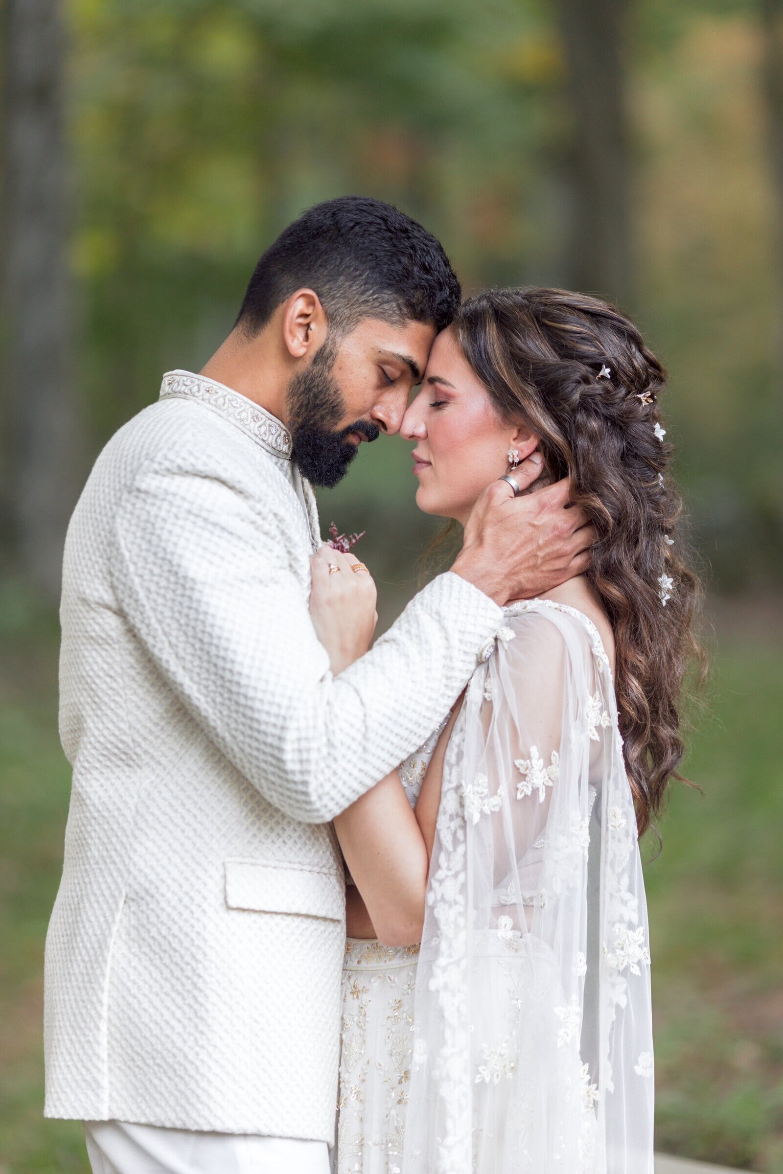 channah-ashu-race-brook-lodge-danielle-robidoux-photography-new-england-wedding-photographer-sheffield-massachusetts-3306