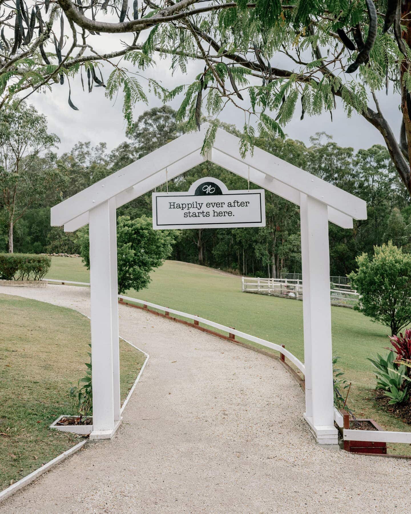 Austinvilla Estate wedding ceremony arch