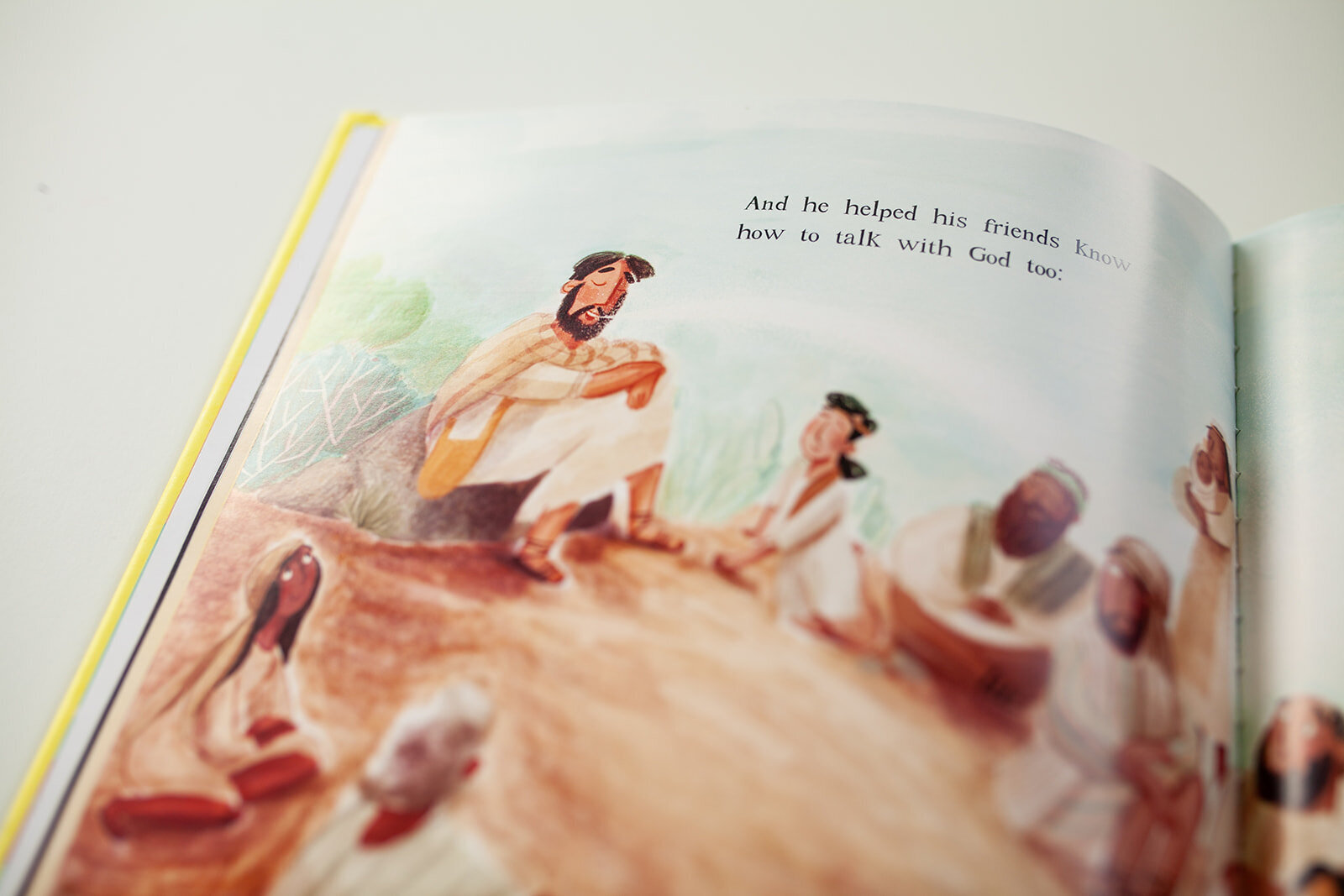 Teach children to pray with this beautiful book.