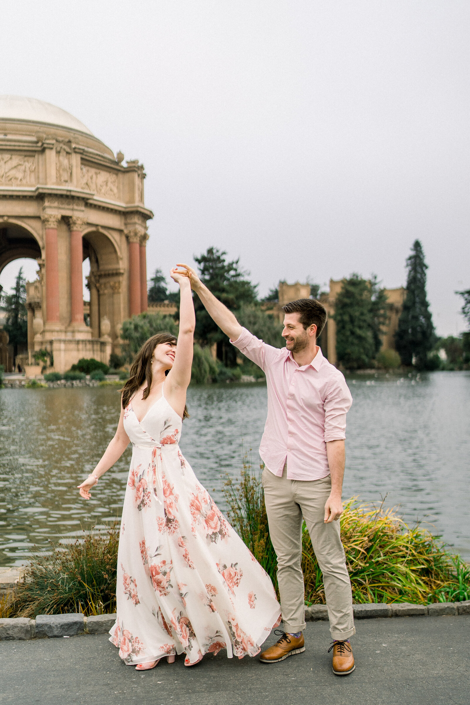 Couples engagement photos at Palace of Fine Arts in San Francisco, CA
