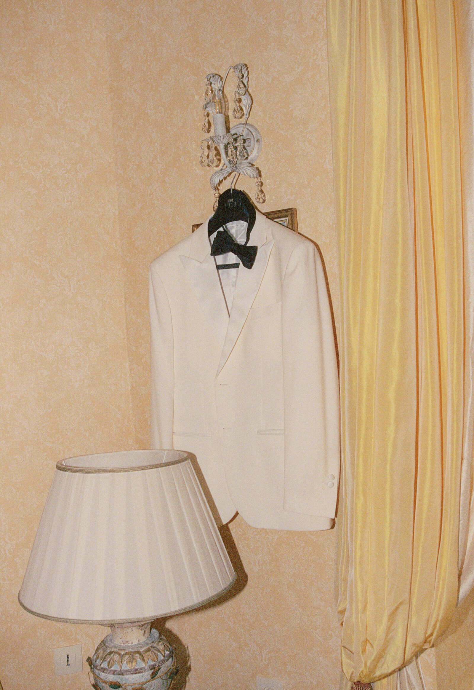 Film-Wedding-Photographer-Zara-Staples-Weddings15