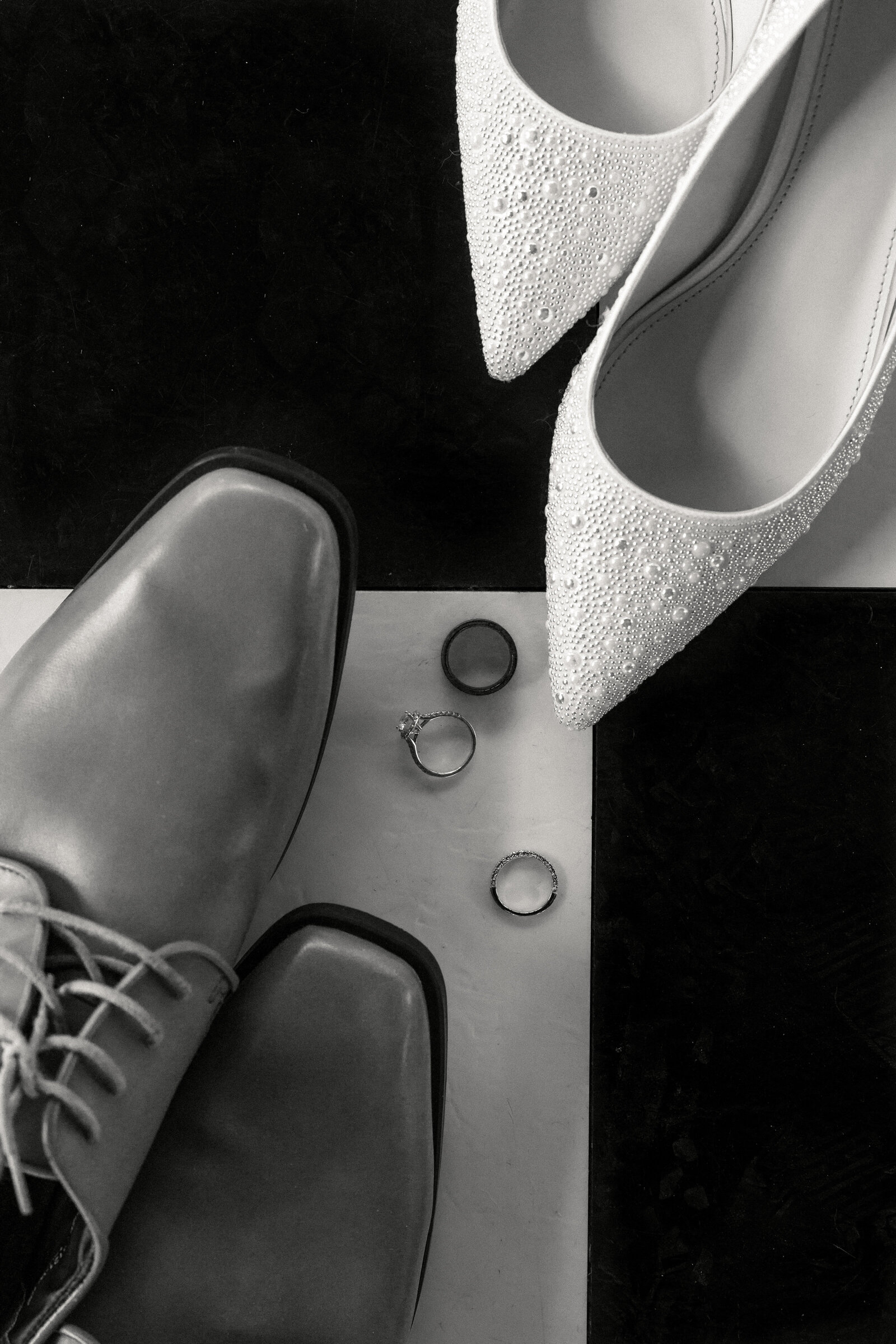 AbbyDutraPhotography_L&RWedding_Sneaks-5