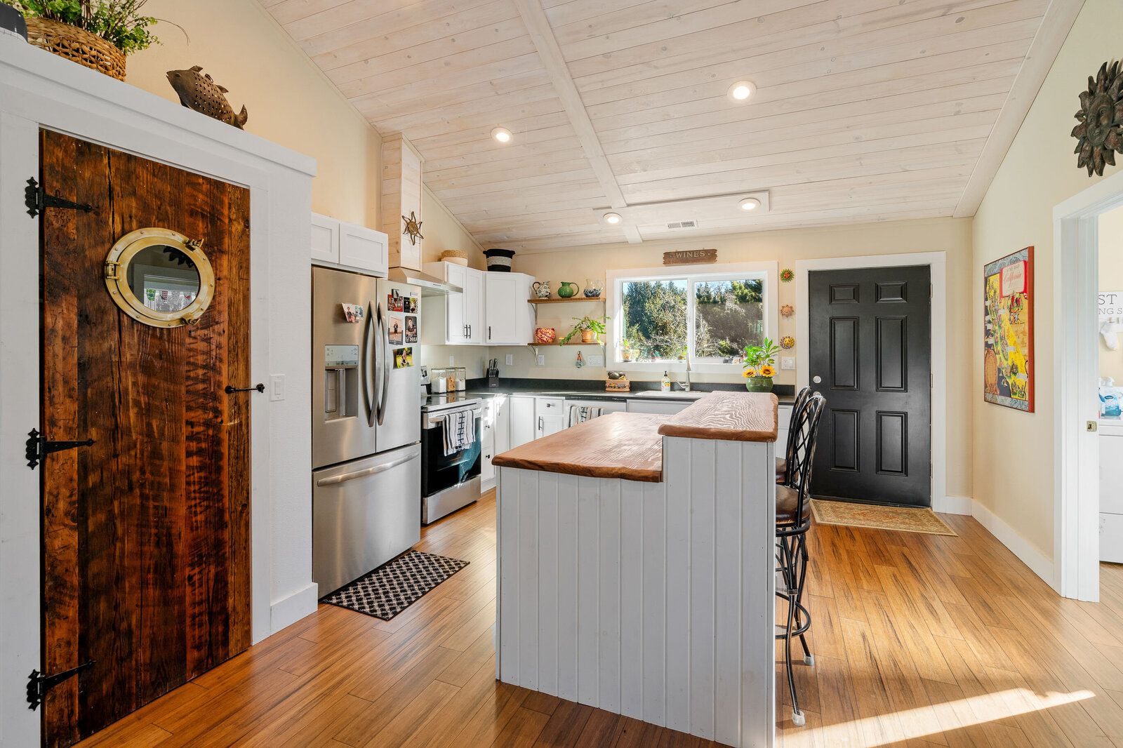 Lincoln City, Oregon Real Estate Photographer