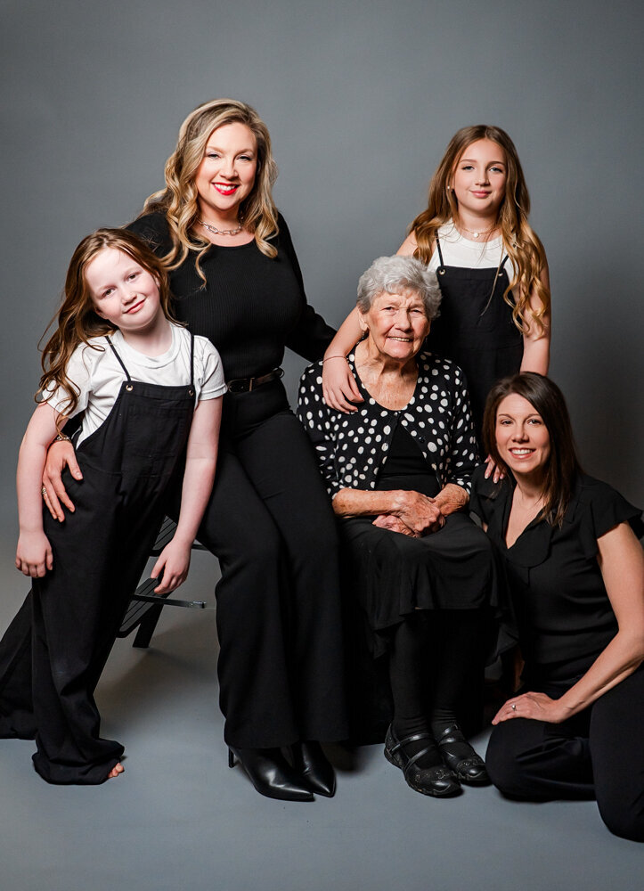 Kara Women of Family-137