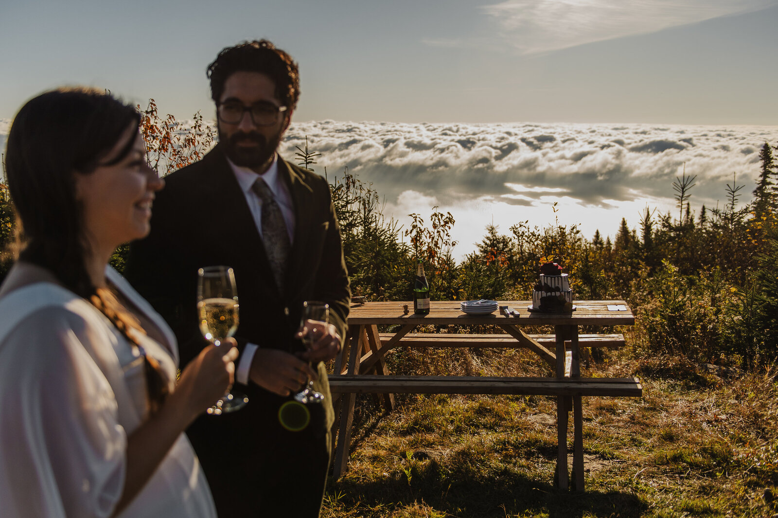love-is-nord-charlevoix-quebec-mariage-intime-elopement-0004-2