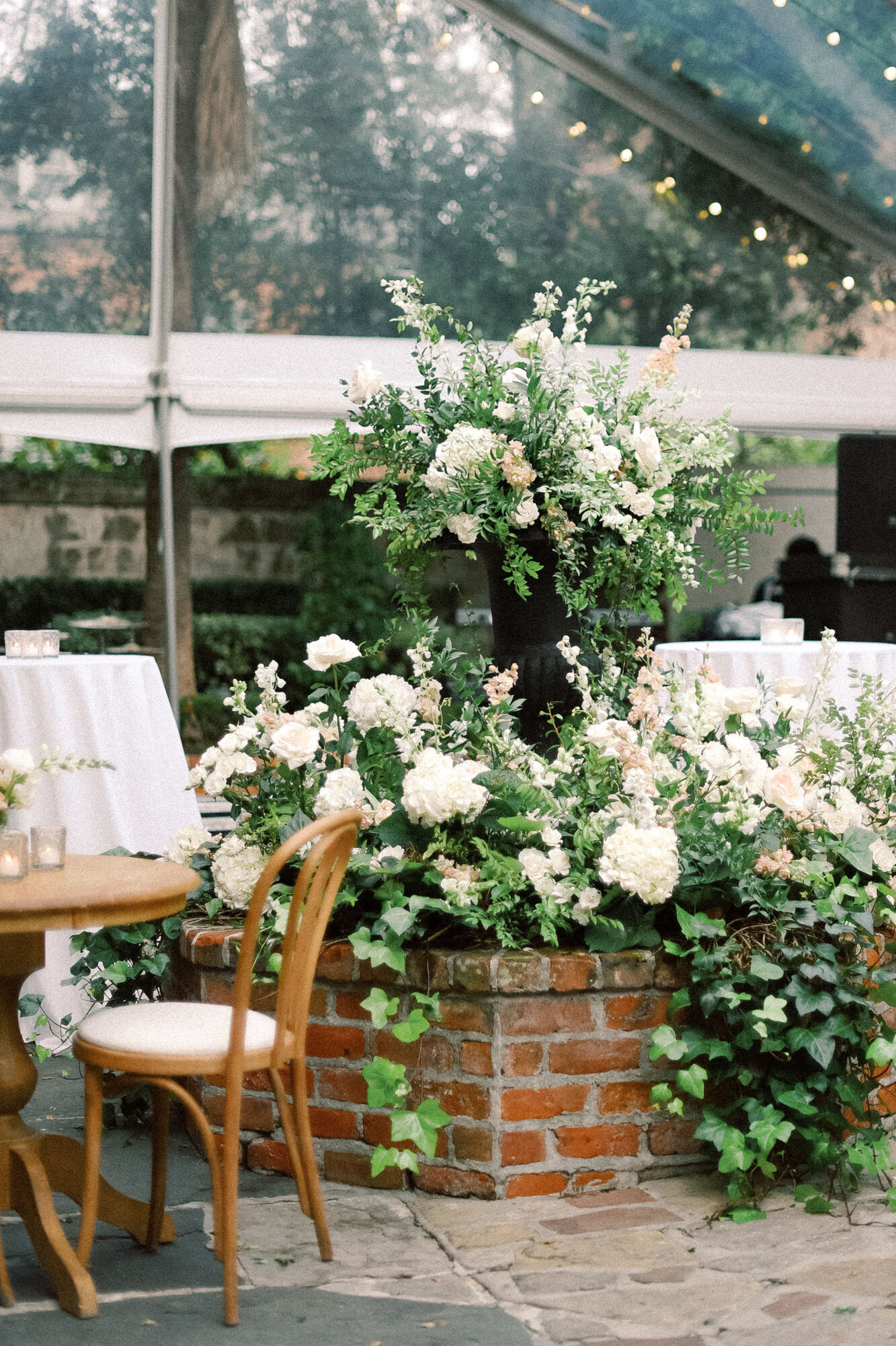 floral design at wedding reception