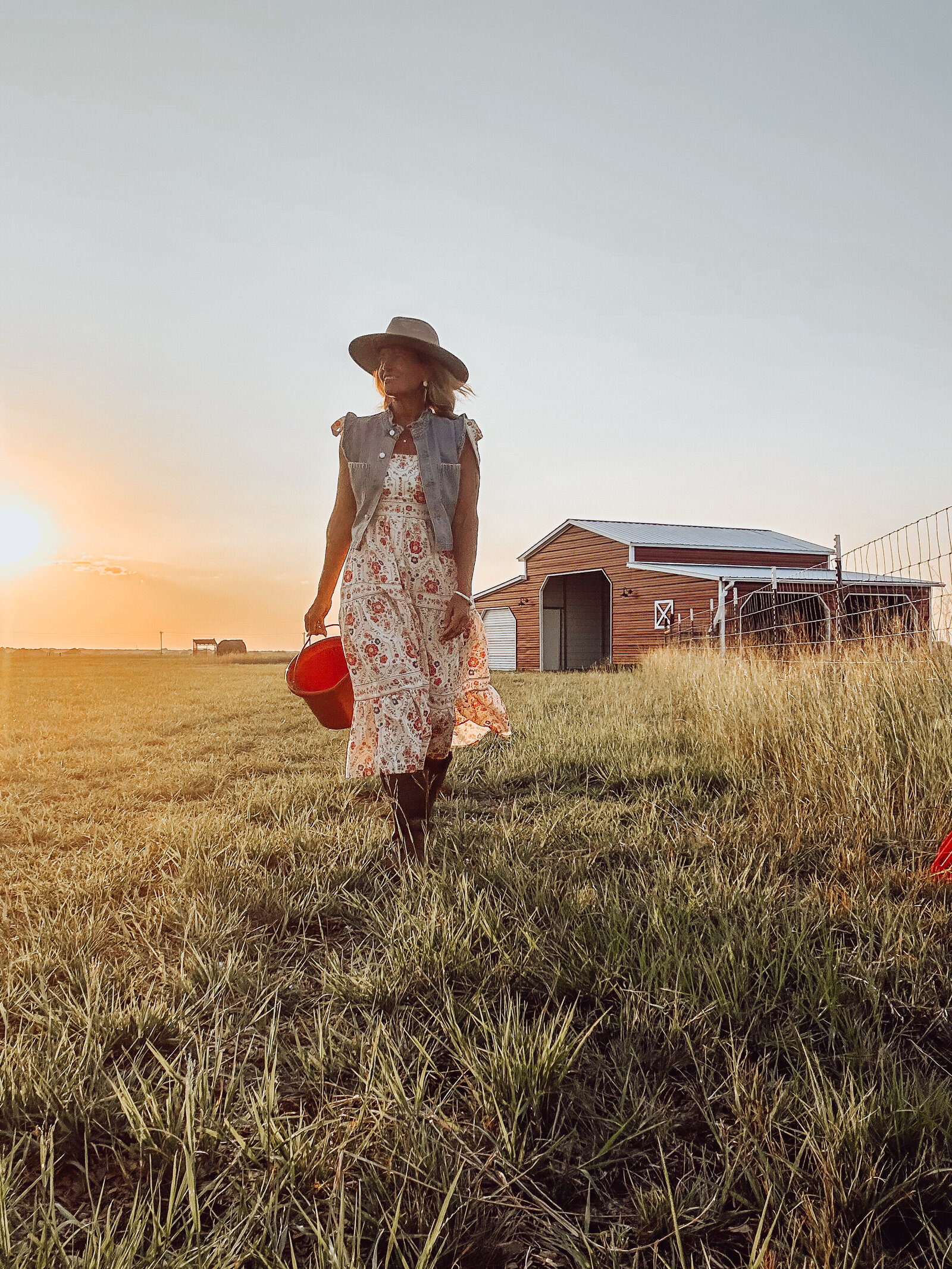 LE walking from barn