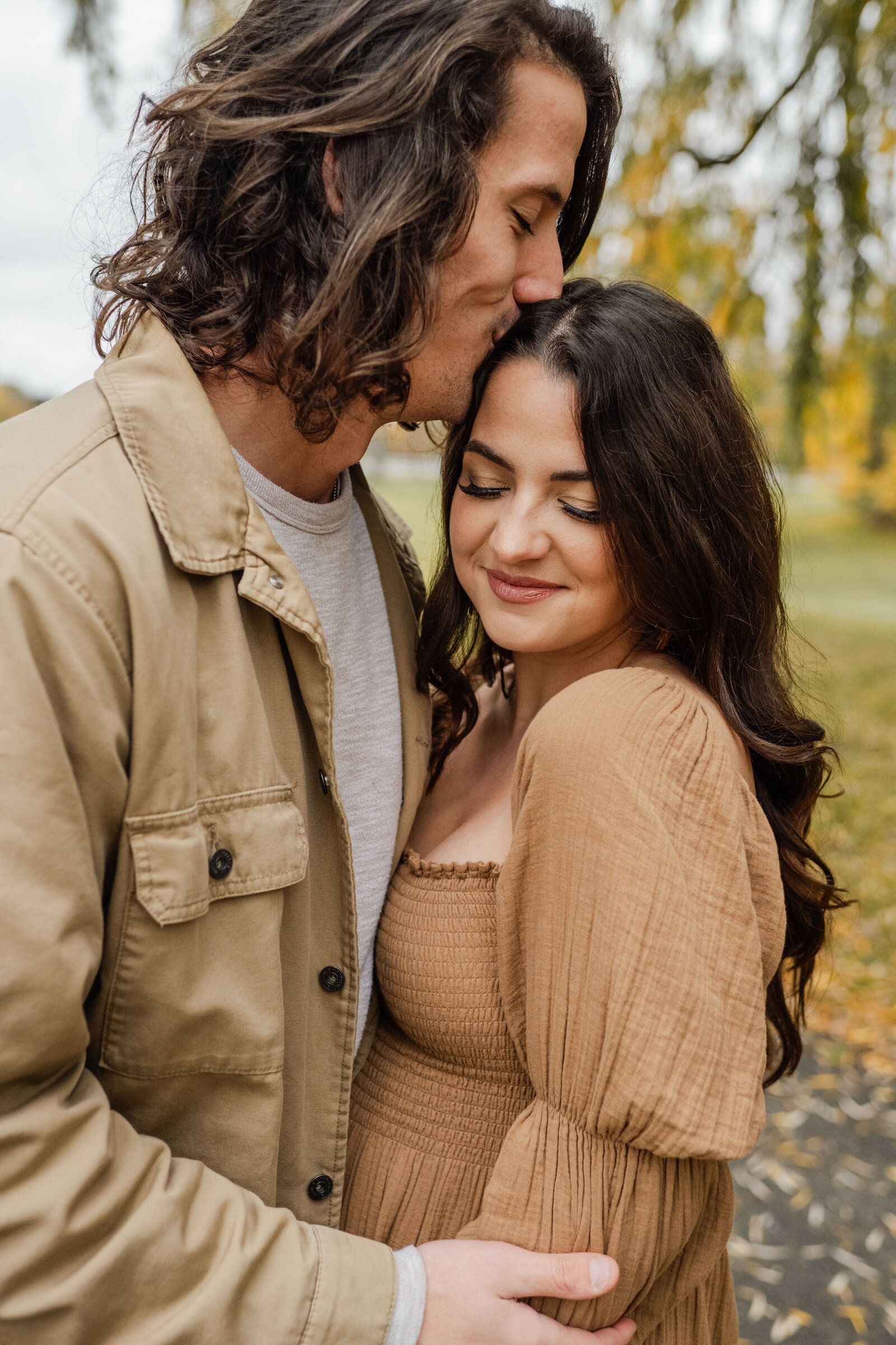 fall-Maternity-Brittany-Ford-Photography-Batavia-New-York-Wedding-Photographer-anthonylena-1