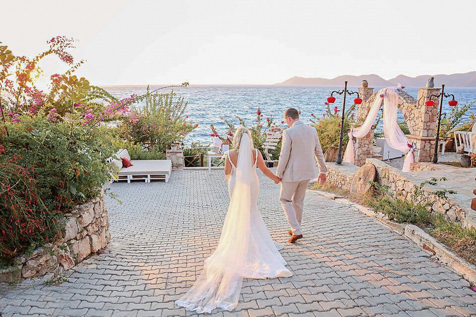 Turkey-wedding-venue-bride-and-groom