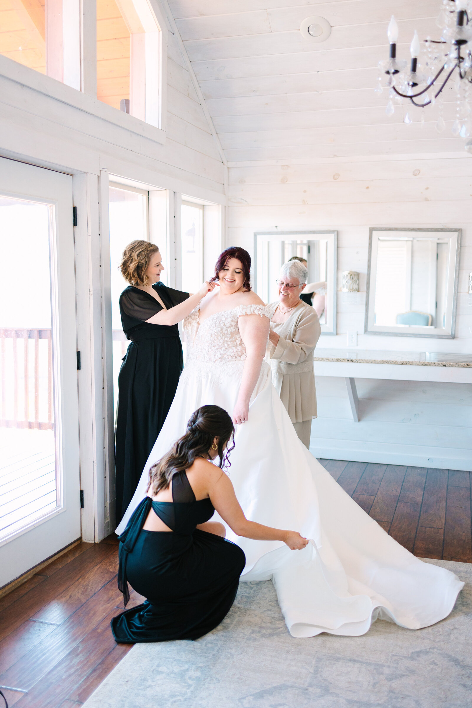 magnolia-venue-pigeon-forge-tennessee-wedding-willow-and-rove-4