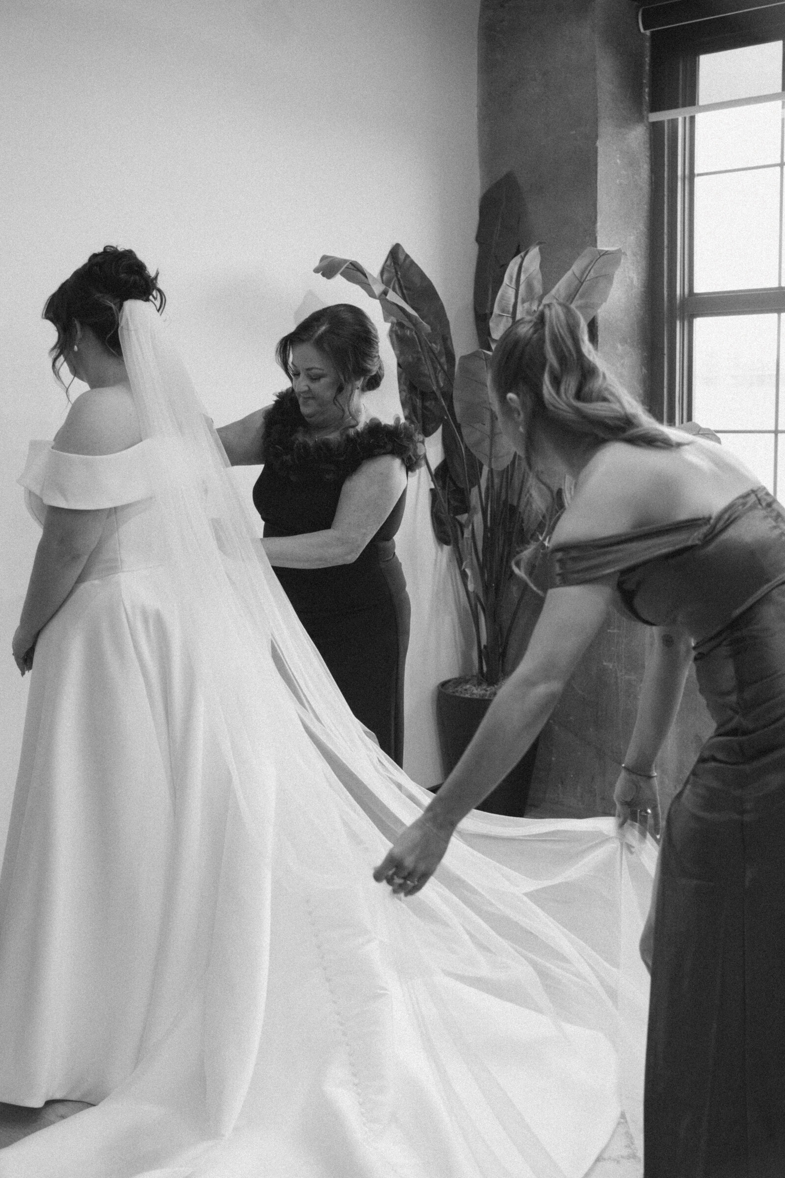 etherealholly-M&r-weddingpreview-1