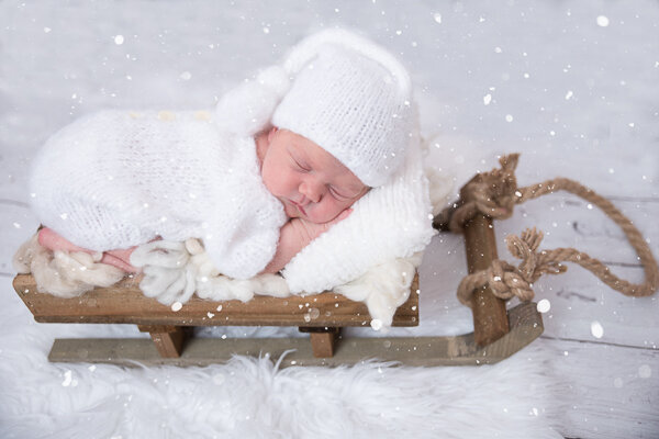 East Brunswick NJ Newborn Photographer Winter Sled