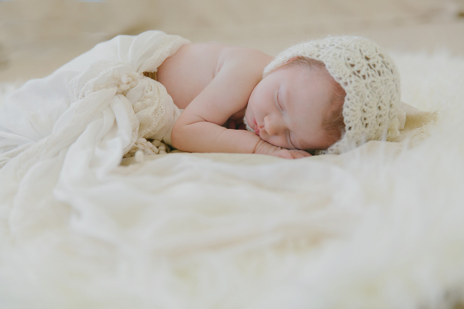 wendy parrish is a missoula MT based newborn photographer