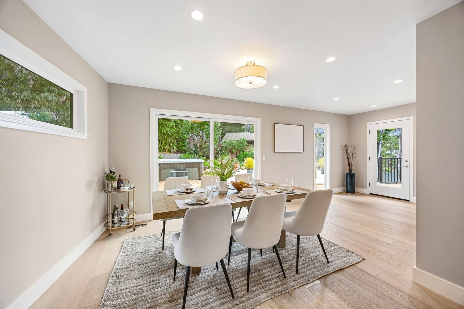 california-coastal-dining-pacifica-real-estate