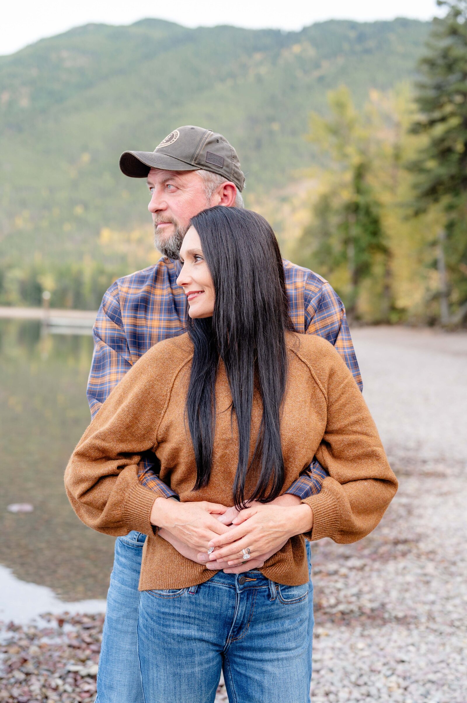 Kalispell-MT-fall-mini-session-Magnolia-and-Grace-Photography-Co-glacier-Lake-MacDonald-HopeL# (1)-8