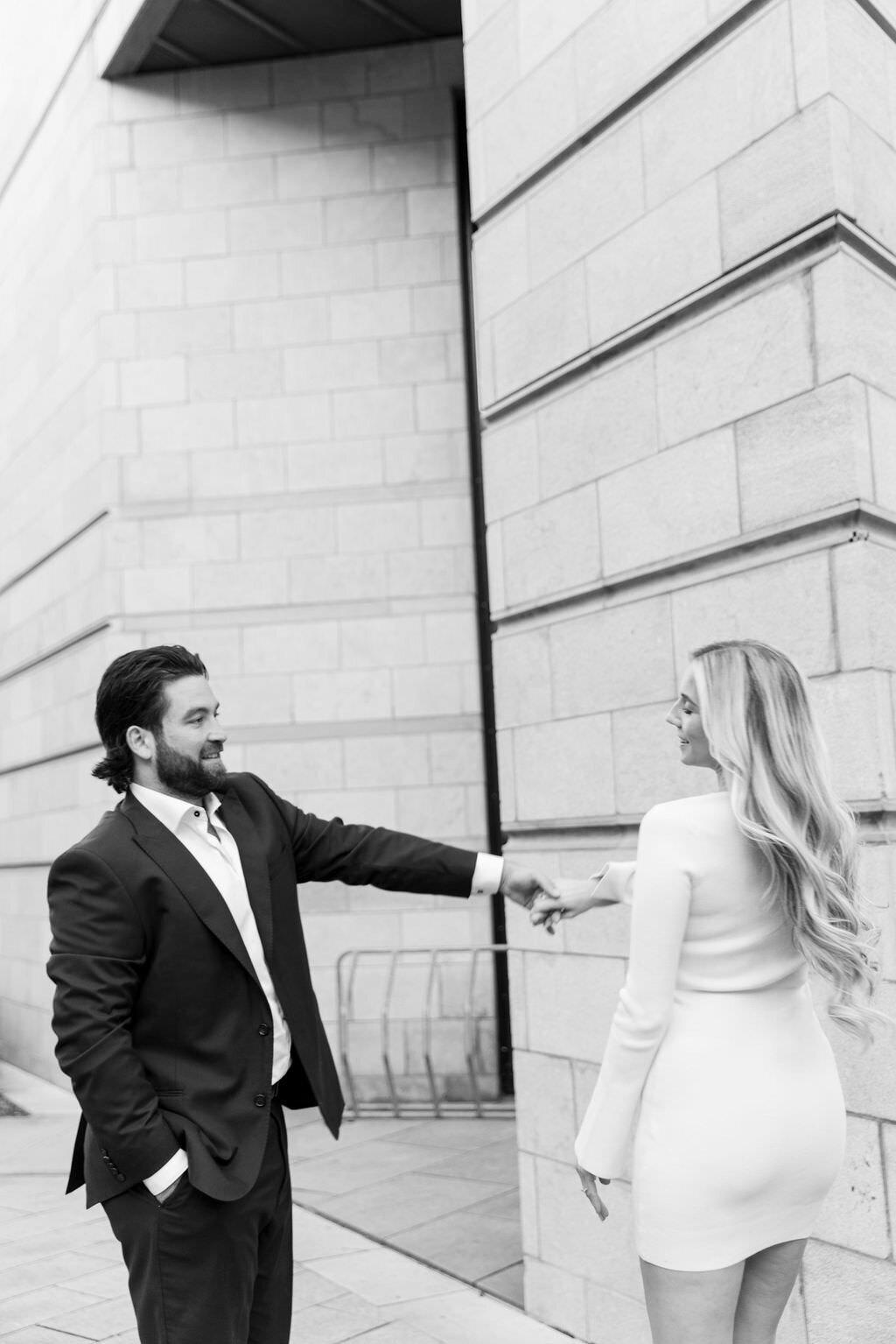 Old Montreal Wedding photographer_Top Montreal and Ottawa wedding photographer_luxury moment photography-1100