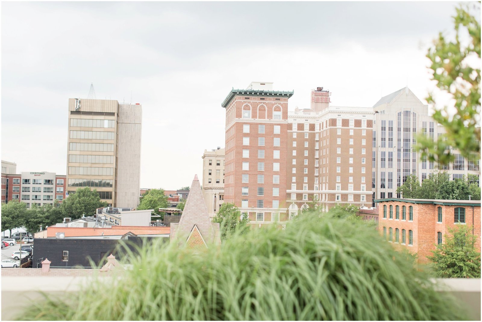 avenue-downtown-greenville-wedding_0350